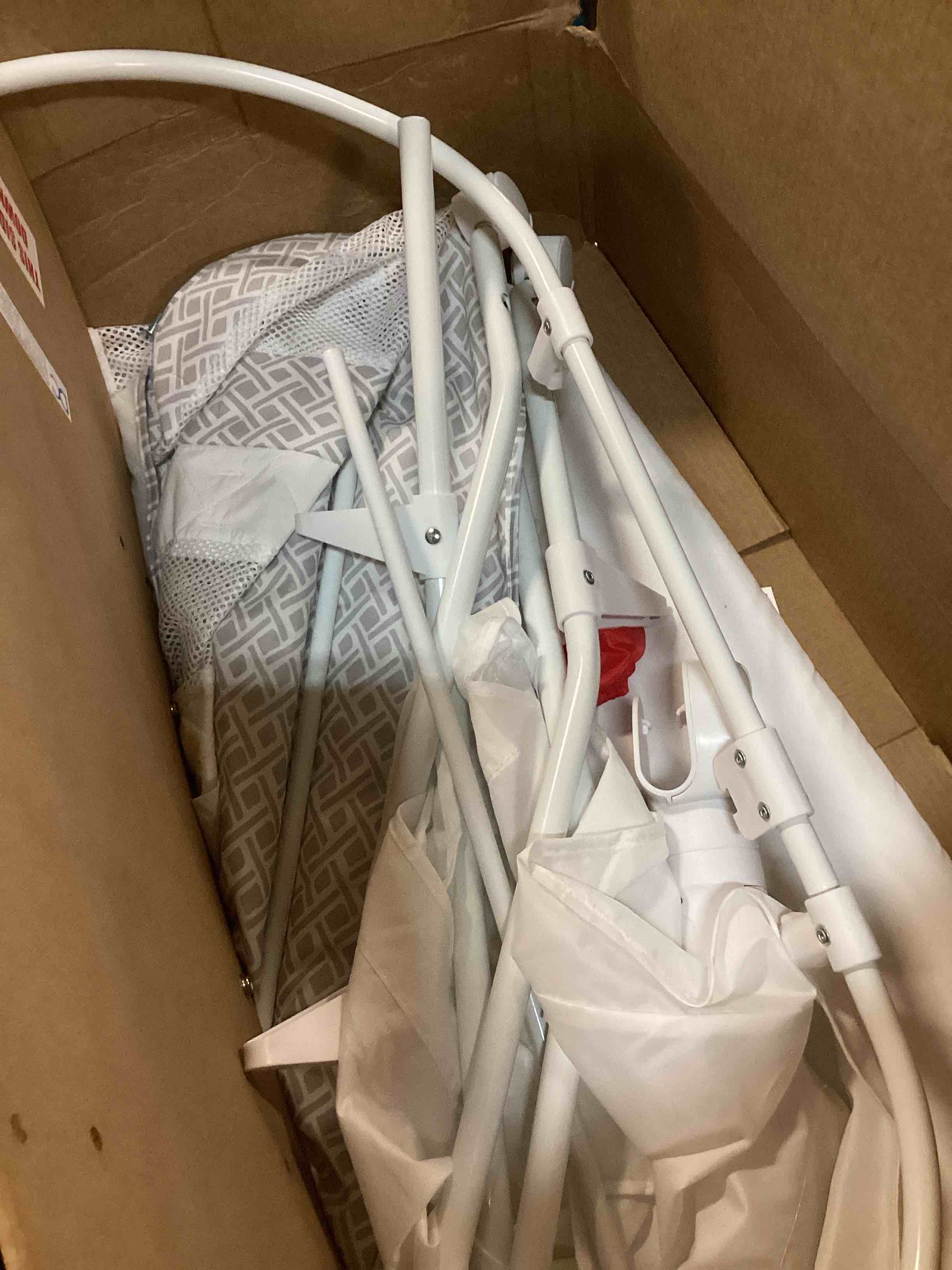 https://s3.amazonaws.com/lotting-images-prod/bidfta/ORG6813495_1720180296427.jpeg