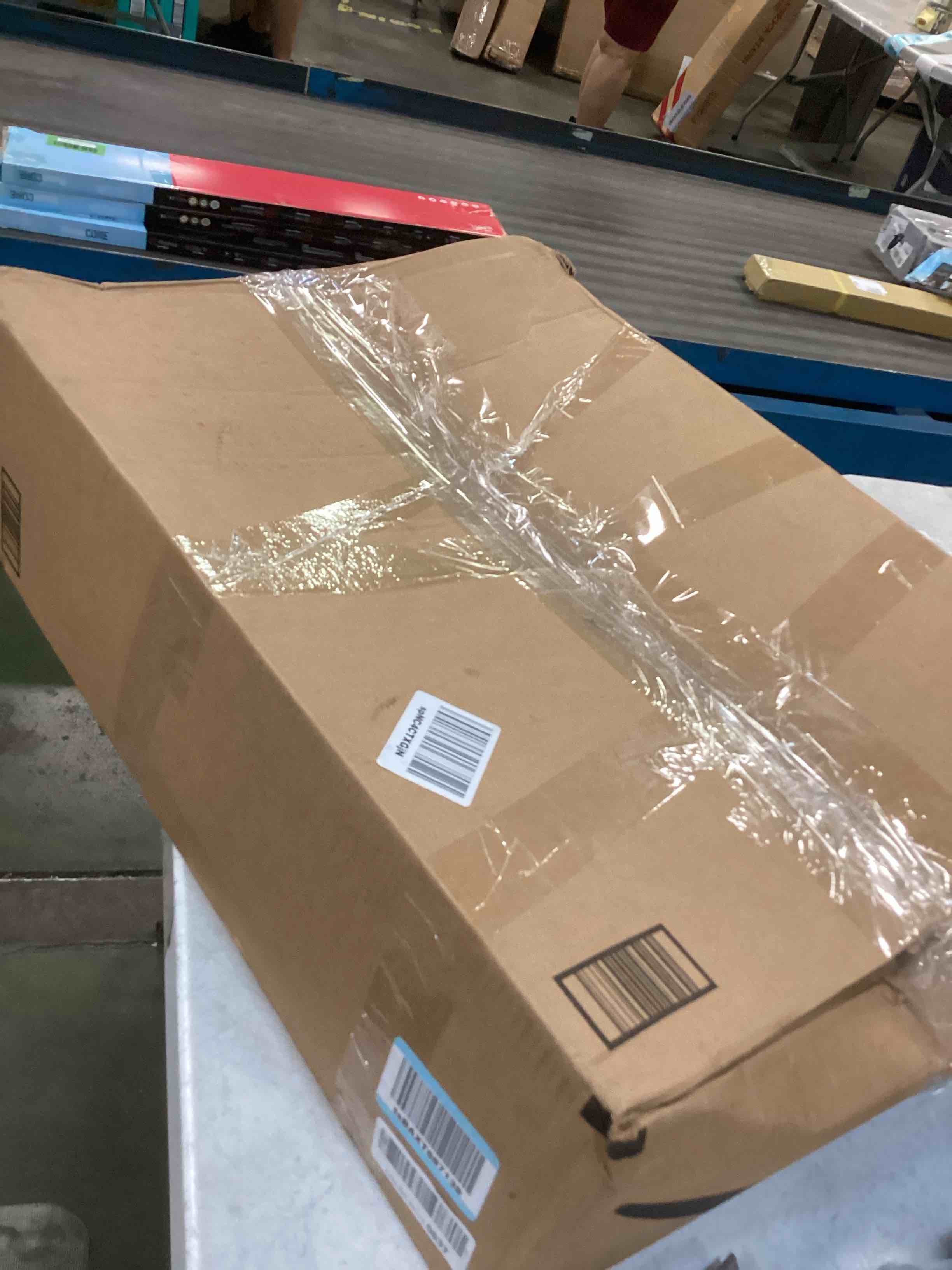 https://s3.amazonaws.com/lotting-images-prod/bidfta/ORG6813495_1720180316864.jpeg