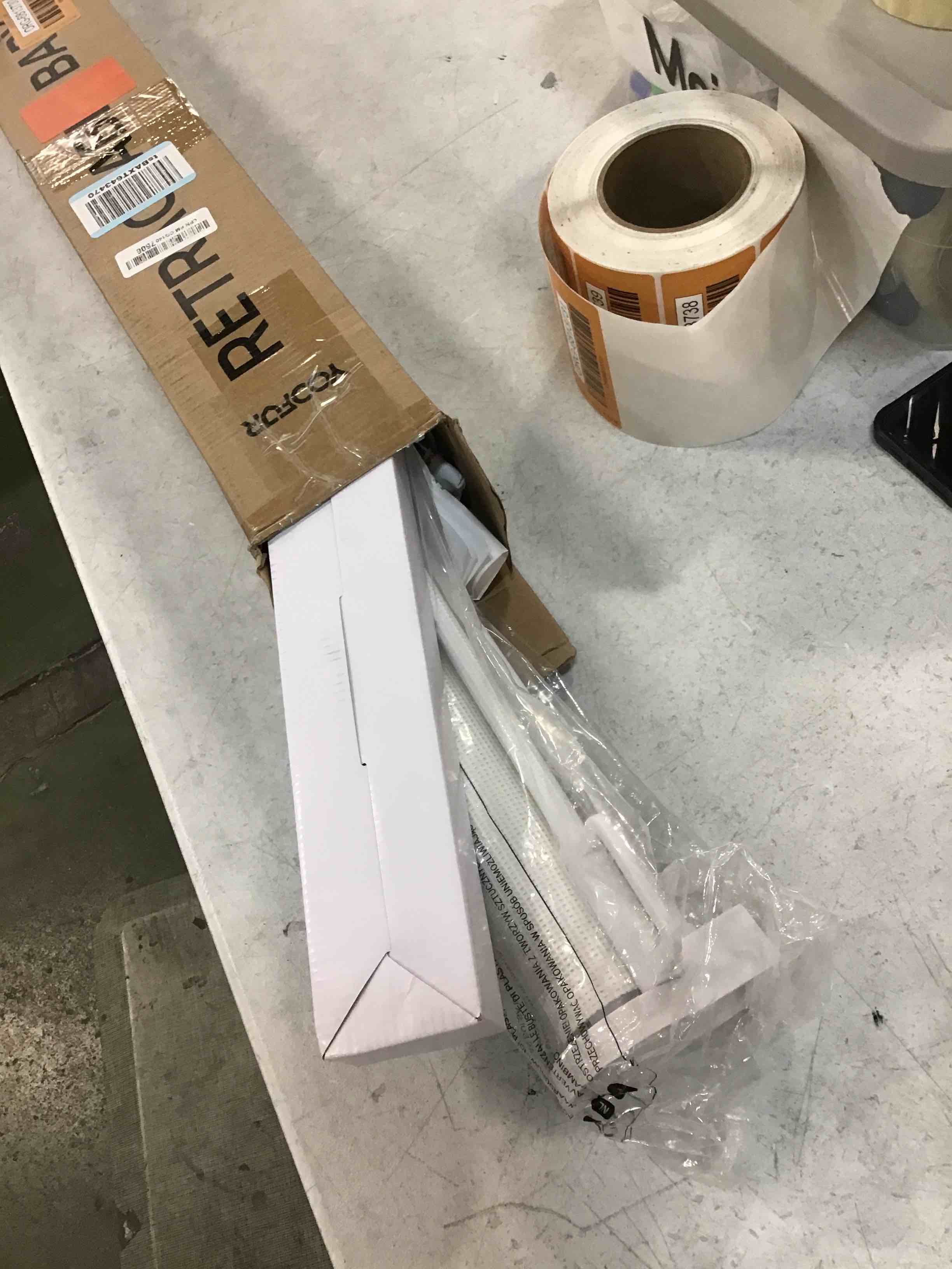 https://s3.amazonaws.com/lotting-images-prod/bidfta/ORG6813730_1720217441284.jpeg