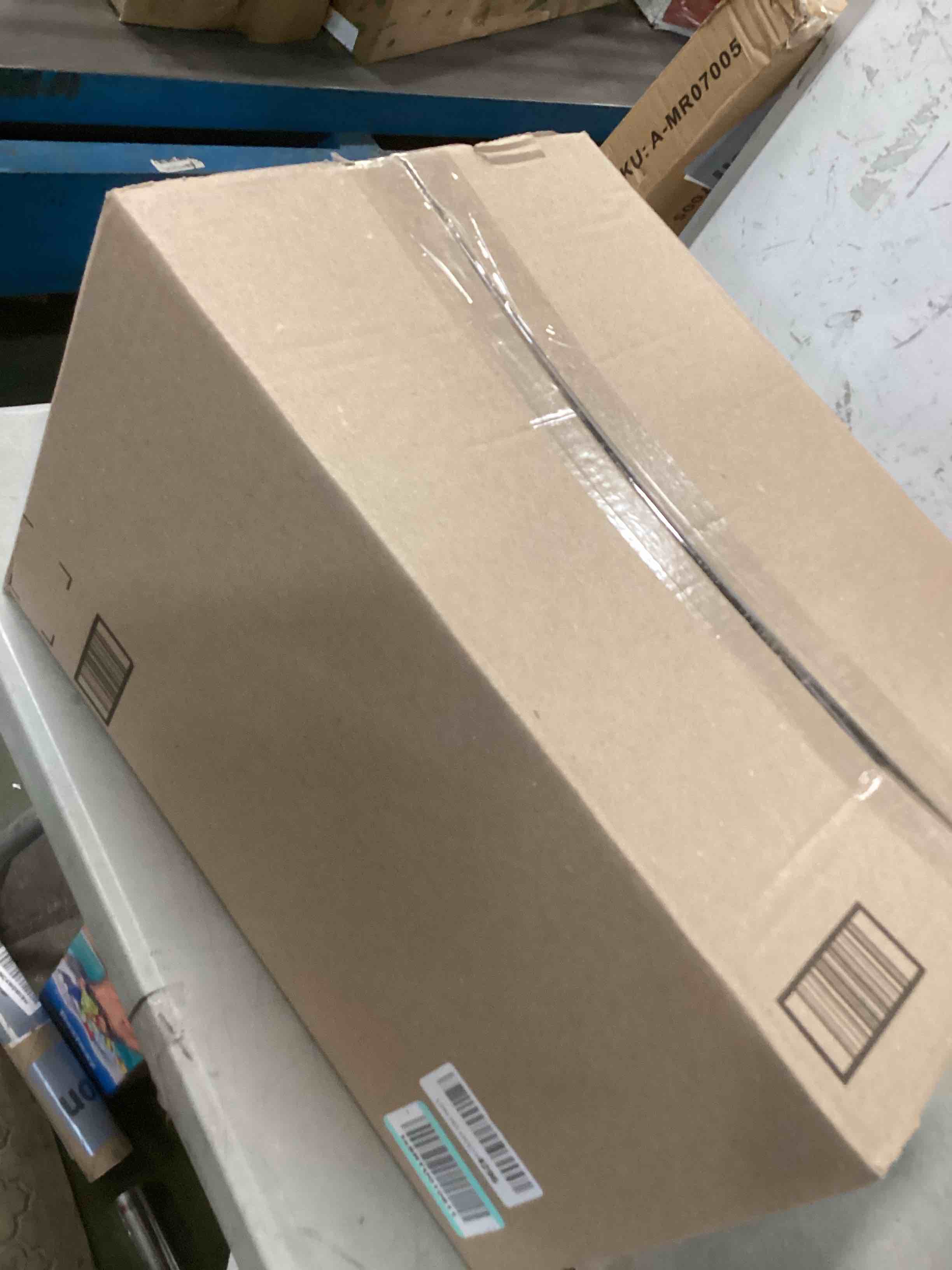 https://s3.amazonaws.com/lotting-images-prod/bidfta/ORG6814157_1720533177233.jpeg