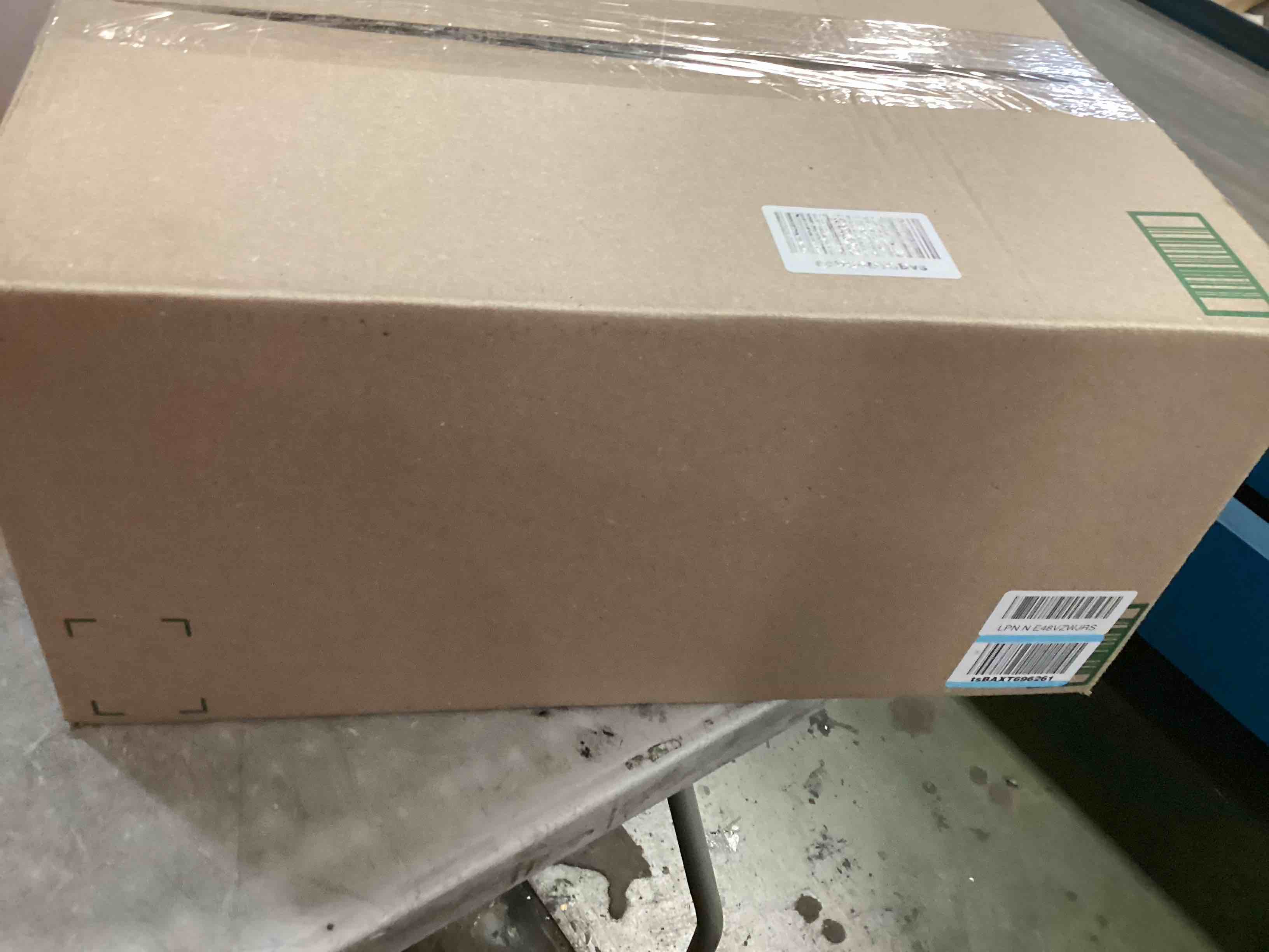 https://s3.amazonaws.com/lotting-images-prod/bidfta/ORG6814420_1720631863359.jpeg