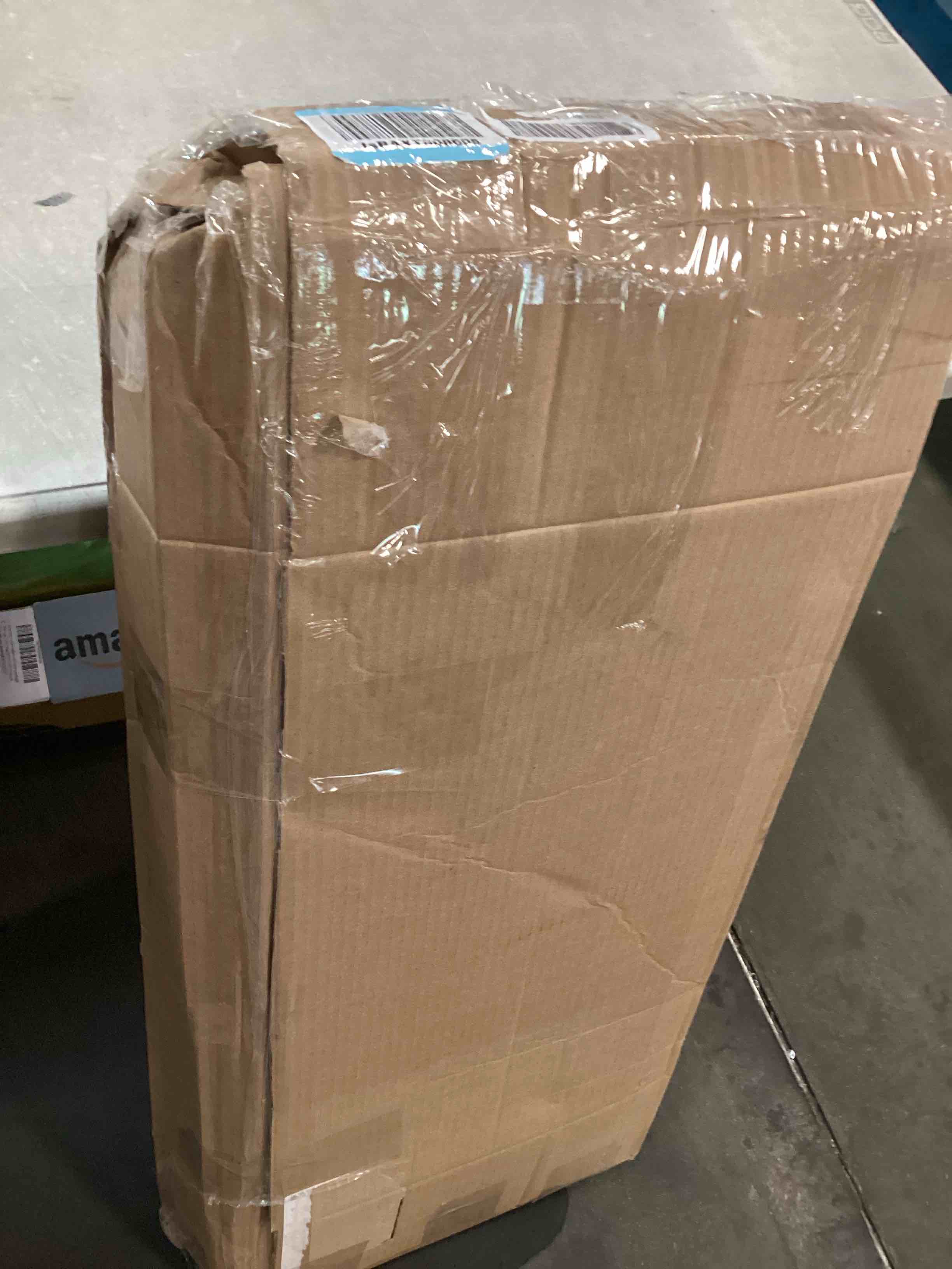 https://s3.amazonaws.com/lotting-images-prod/bidfta/ORG6815366_1721068652810.jpeg