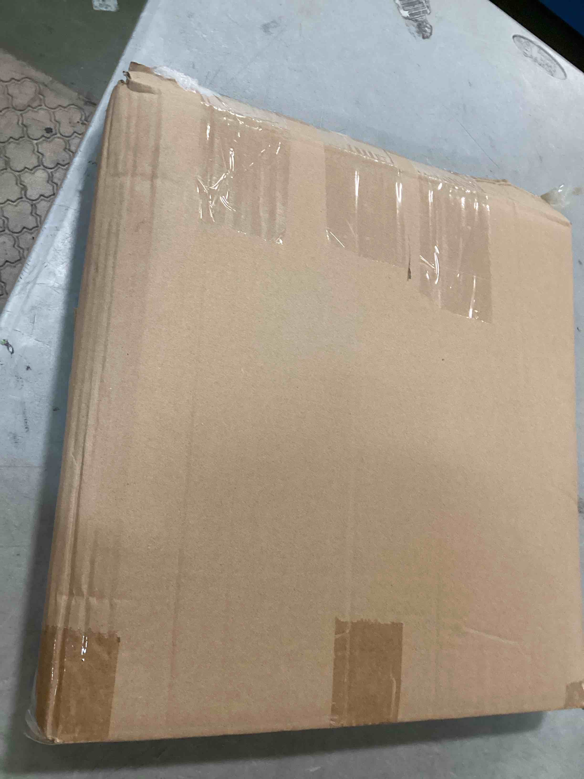https://s3.amazonaws.com/lotting-images-prod/bidfta/ORG6815435_1721134148757.jpeg