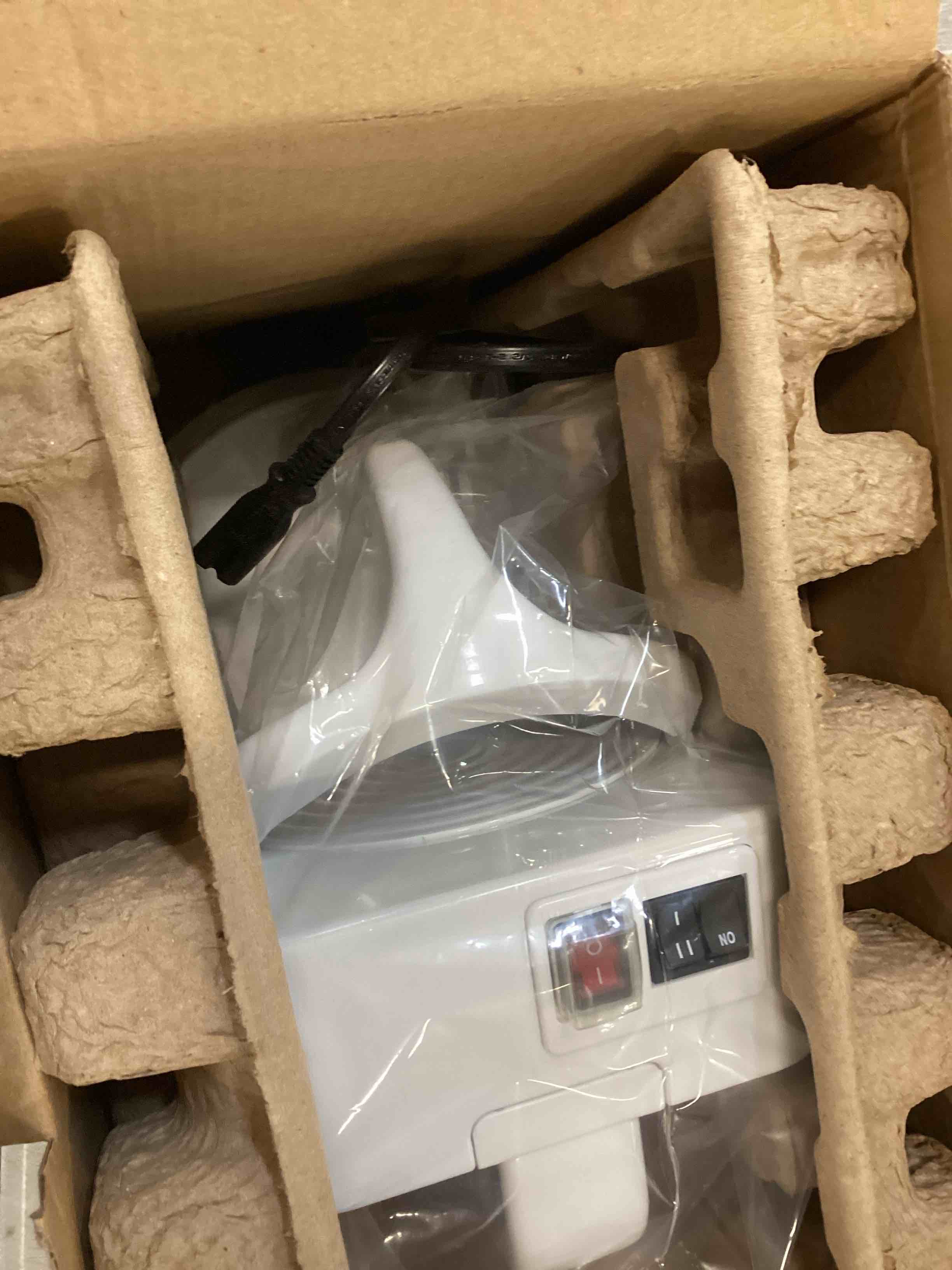 https://s3.amazonaws.com/lotting-images-prod/bidfta/ORG6816181_1721757677059.jpeg