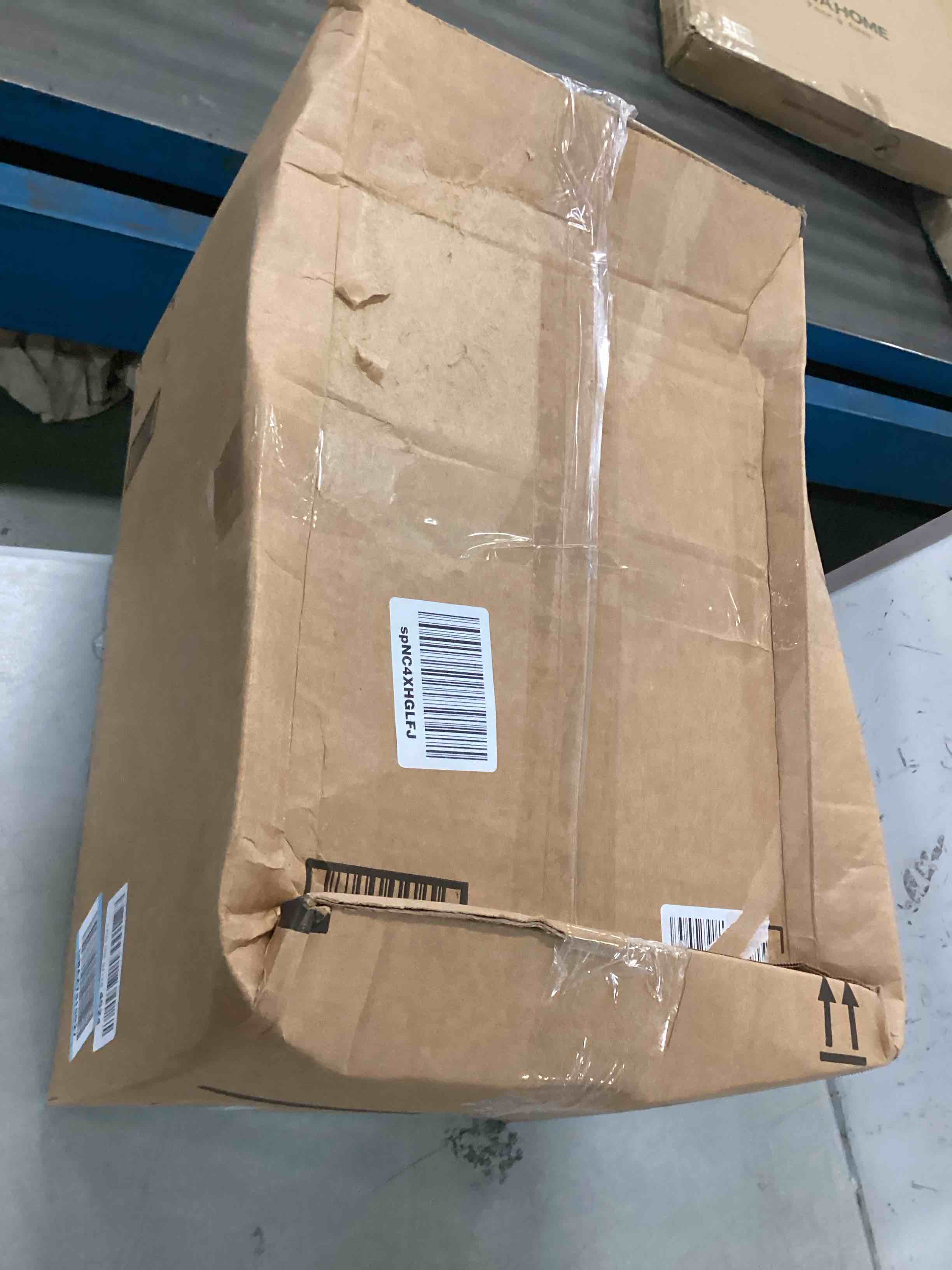 https://s3.amazonaws.com/lotting-images-prod/bidfta/ORG6816556_1719838759978.jpeg