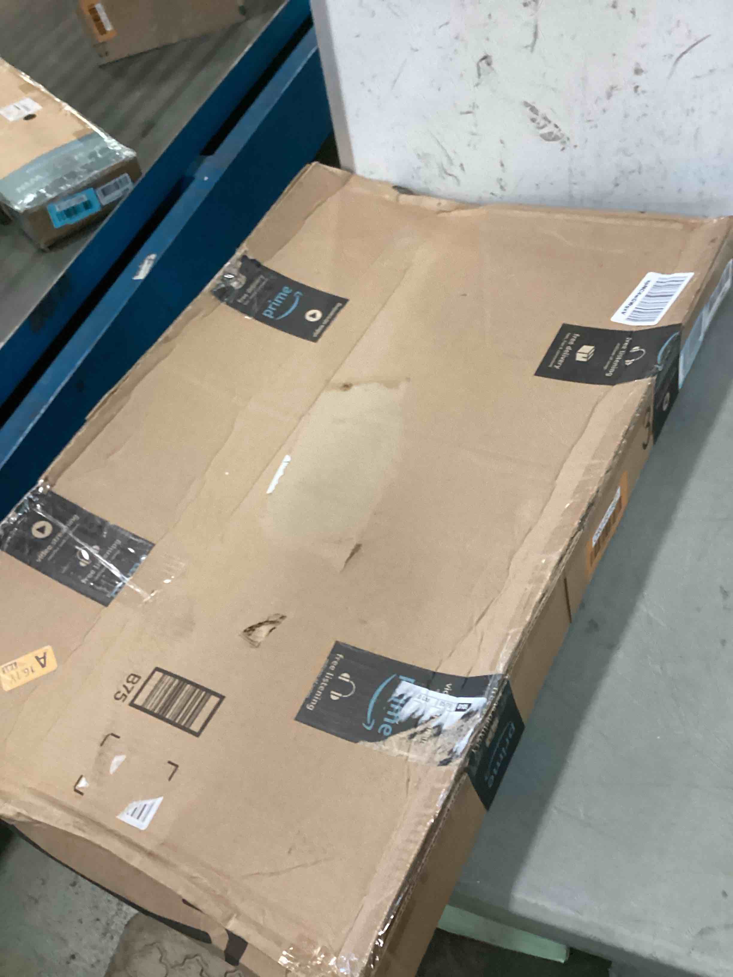 https://s3.amazonaws.com/lotting-images-prod/bidfta/ORG6816621_1719846080232.jpeg