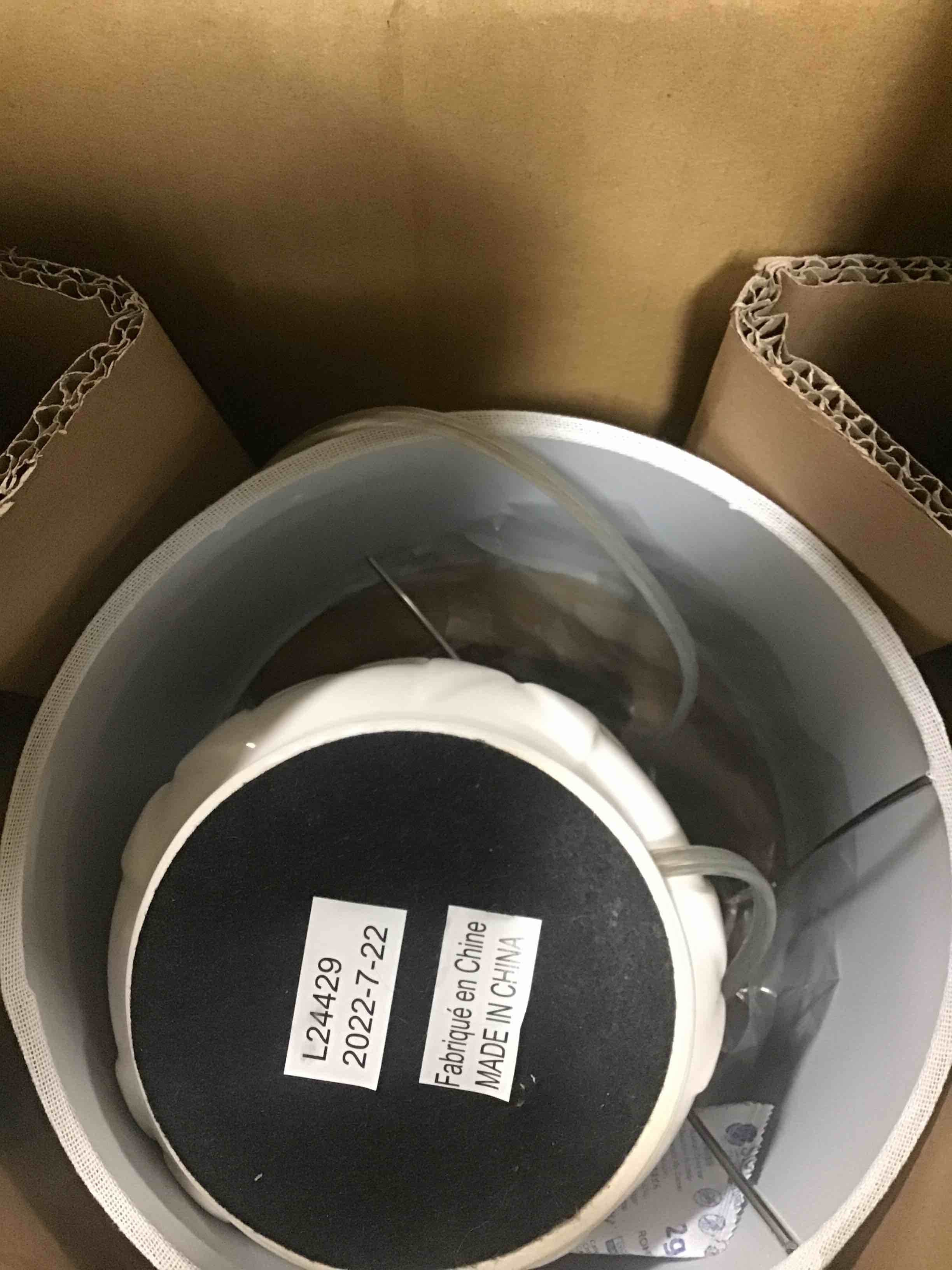 https://s3.amazonaws.com/lotting-images-prod/bidfta/ORG6816843_1719894298011.jpeg