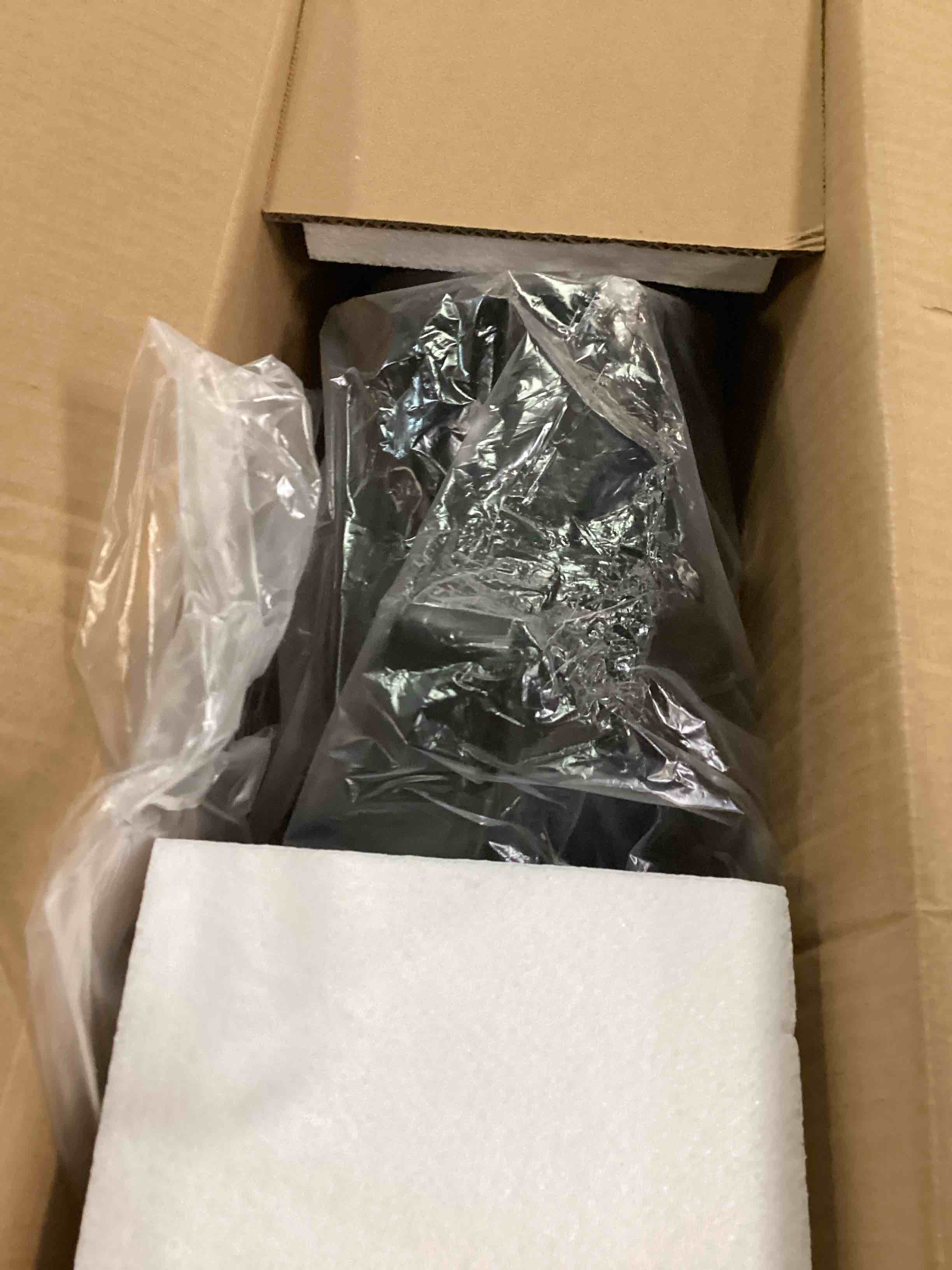 https://s3.amazonaws.com/lotting-images-prod/bidfta/ORG6818232_1721048975732.jpeg