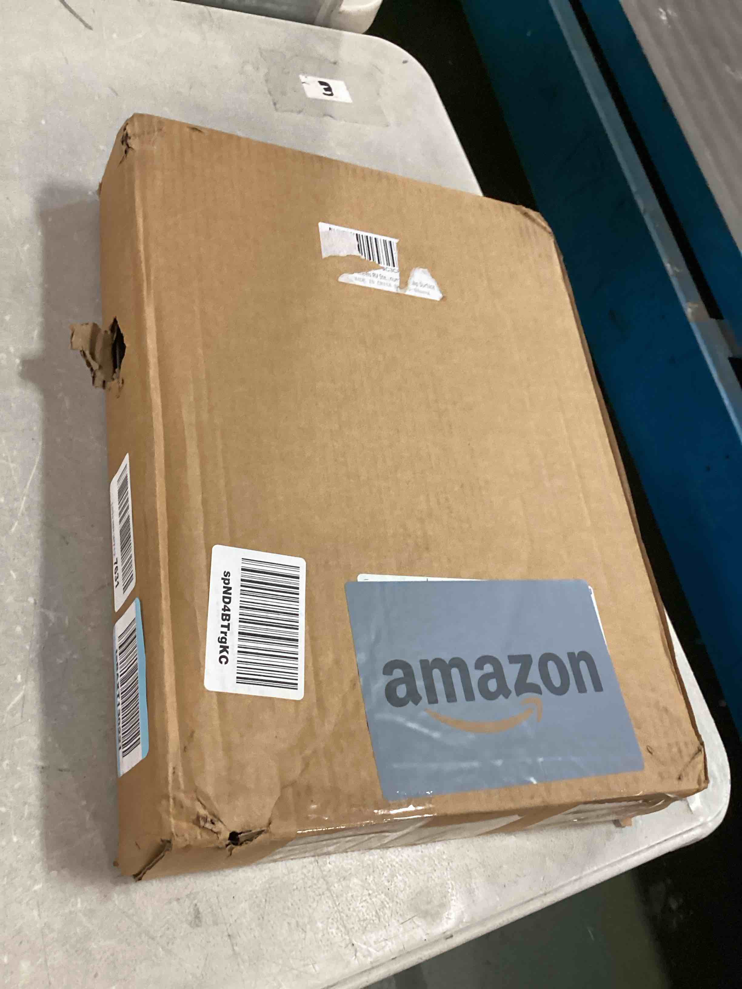 https://s3.amazonaws.com/lotting-images-prod/bidfta/ORG6818577_1721133977707.jpeg
