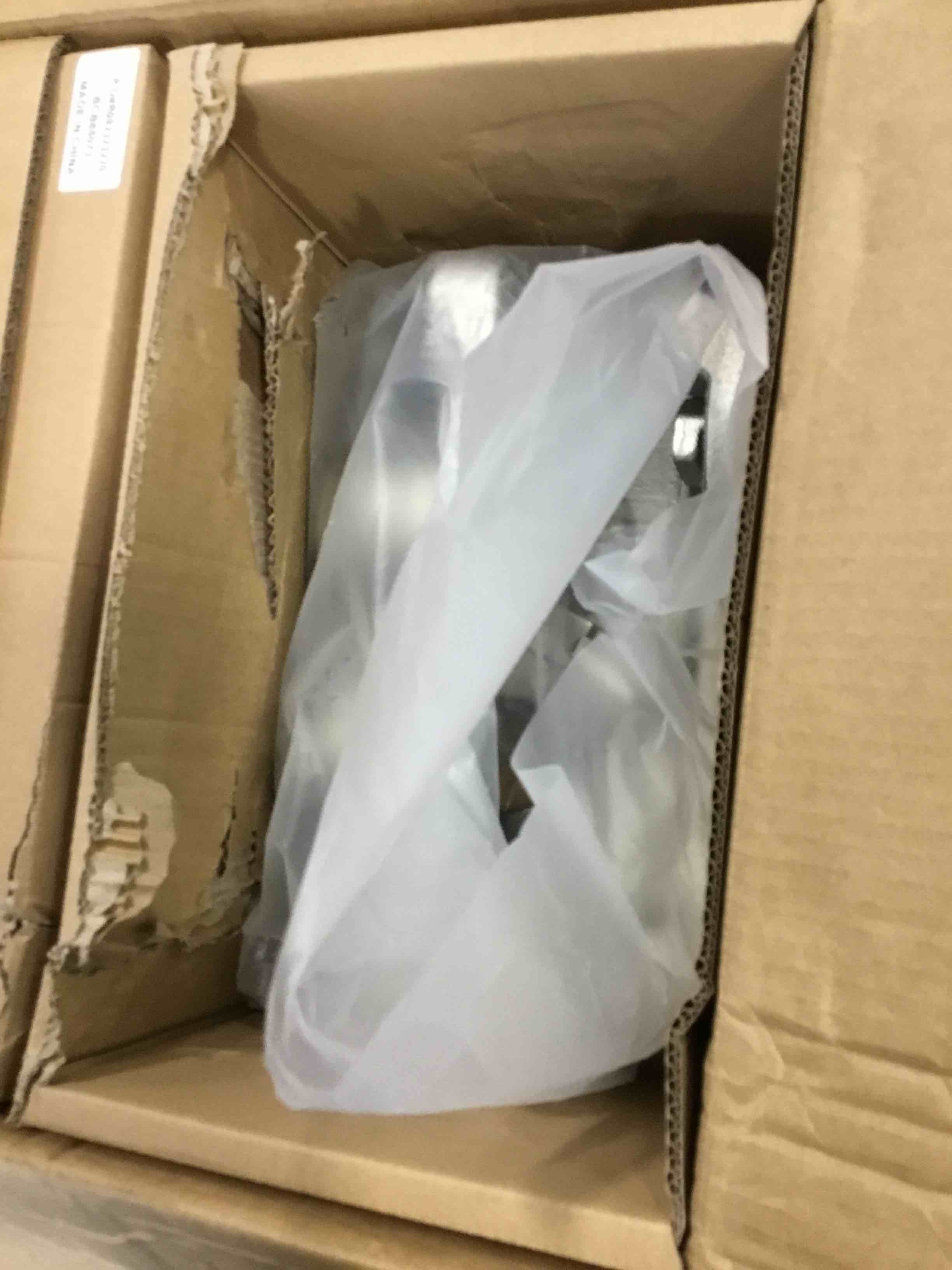https://s3.amazonaws.com/lotting-images-prod/bidfta/ORG6820133_1721307298338.jpeg