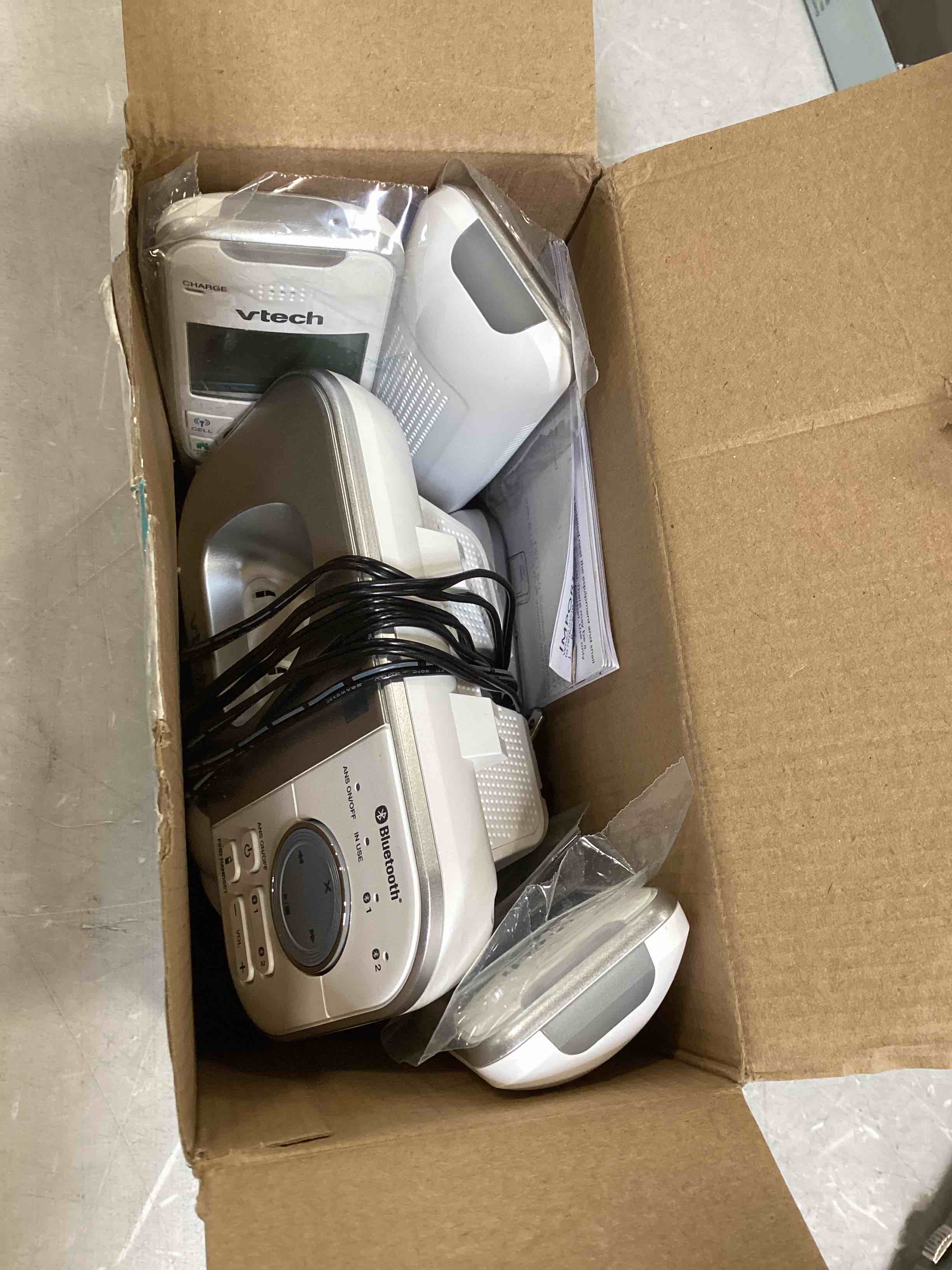 https://s3.amazonaws.com/lotting-images-prod/bidfta/ORG6823571_1721327162711.jpeg