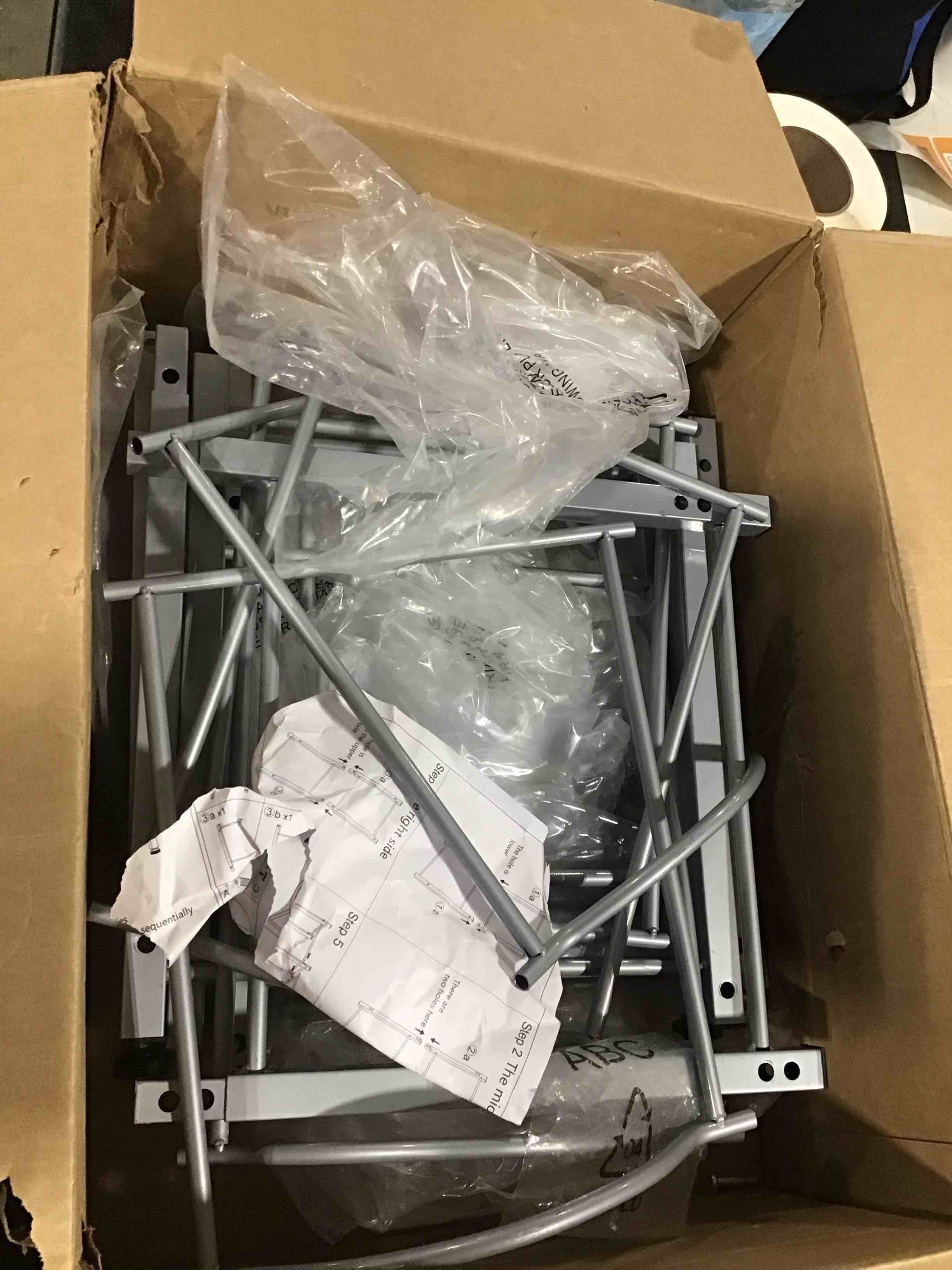 https://s3.amazonaws.com/lotting-images-prod/bidfta/ORG6824096_1726660141533.jpeg