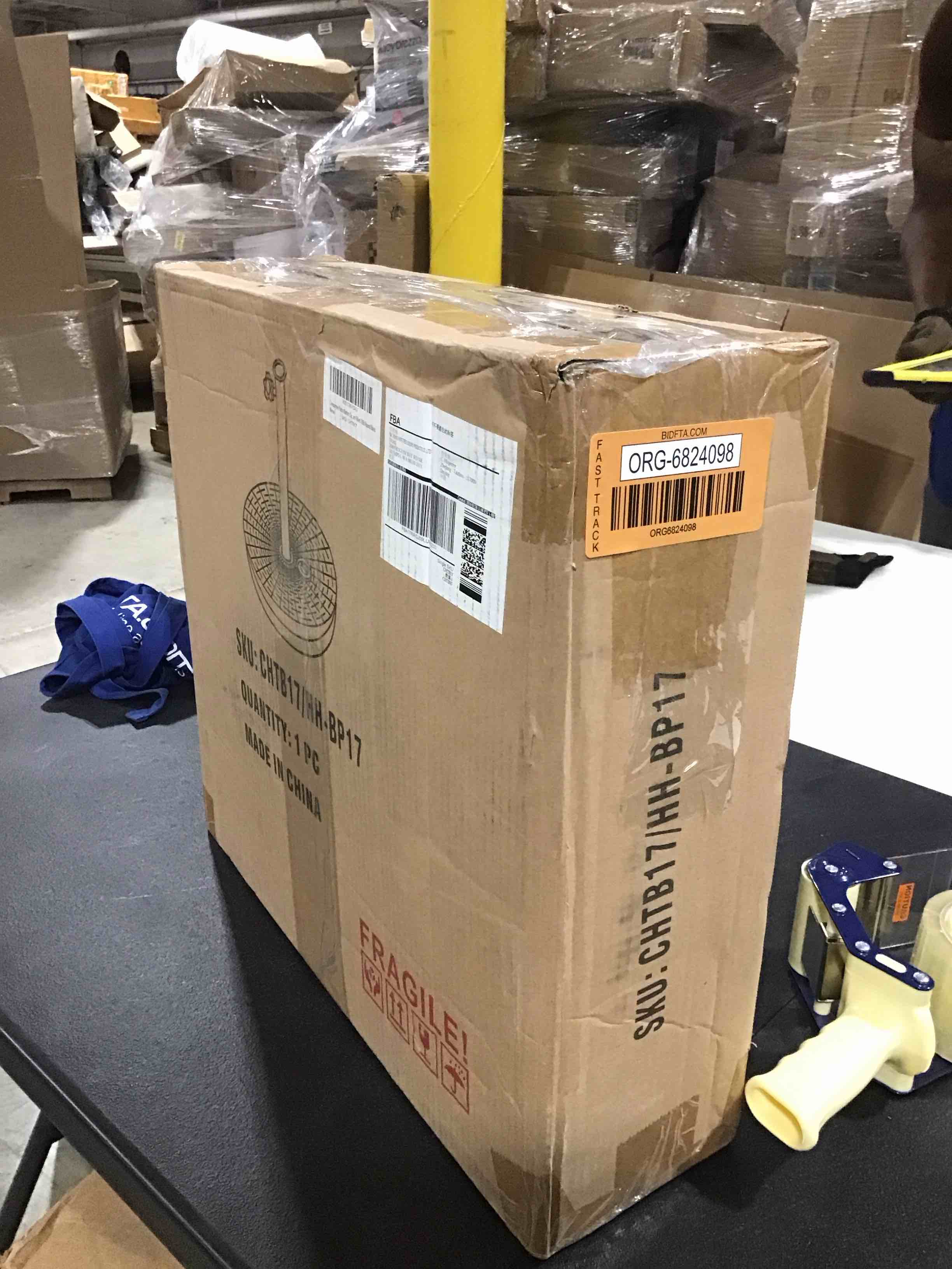 https://s3.amazonaws.com/lotting-images-prod/bidfta/ORG6824098_1726658826542.jpeg