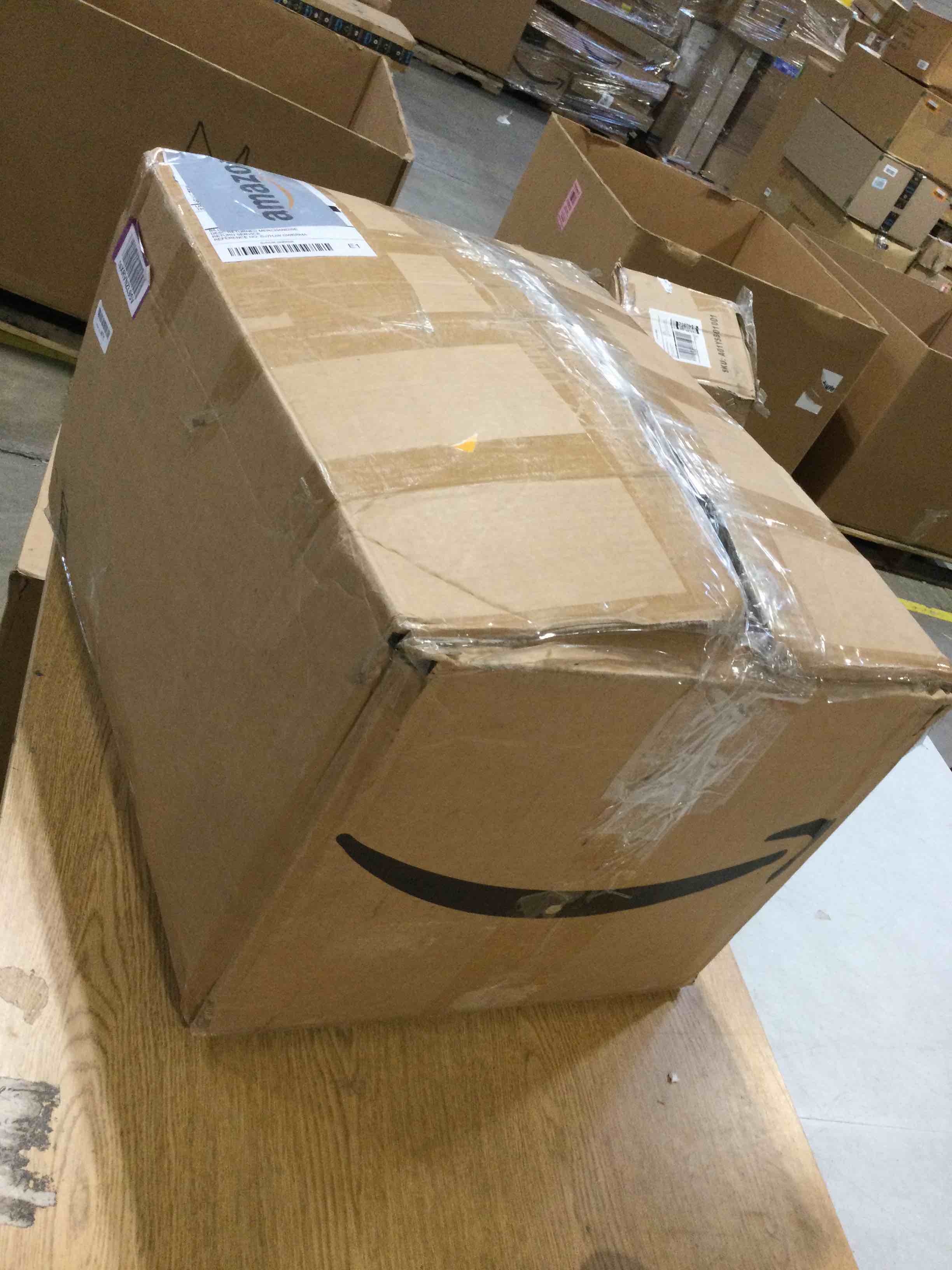 https://s3.amazonaws.com/lotting-images-prod/bidfta/ORG6826049_1726505868694.jpeg