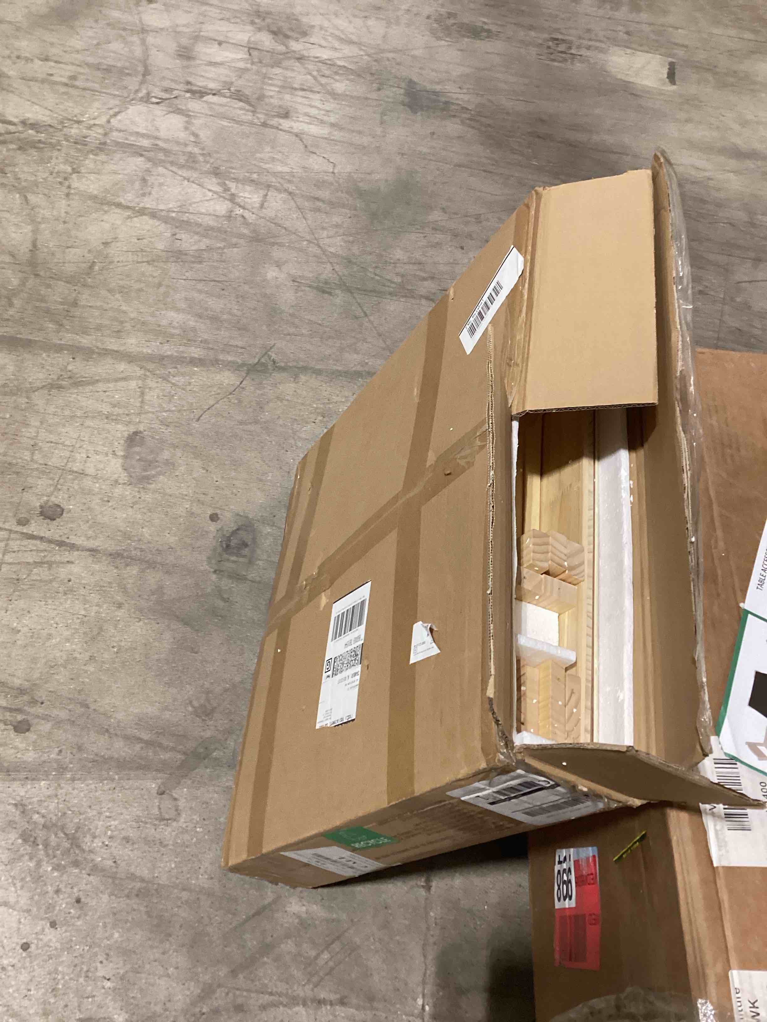 https://s3.amazonaws.com/lotting-images-prod/bidfta/ORG6826120_1726579259170.jpeg