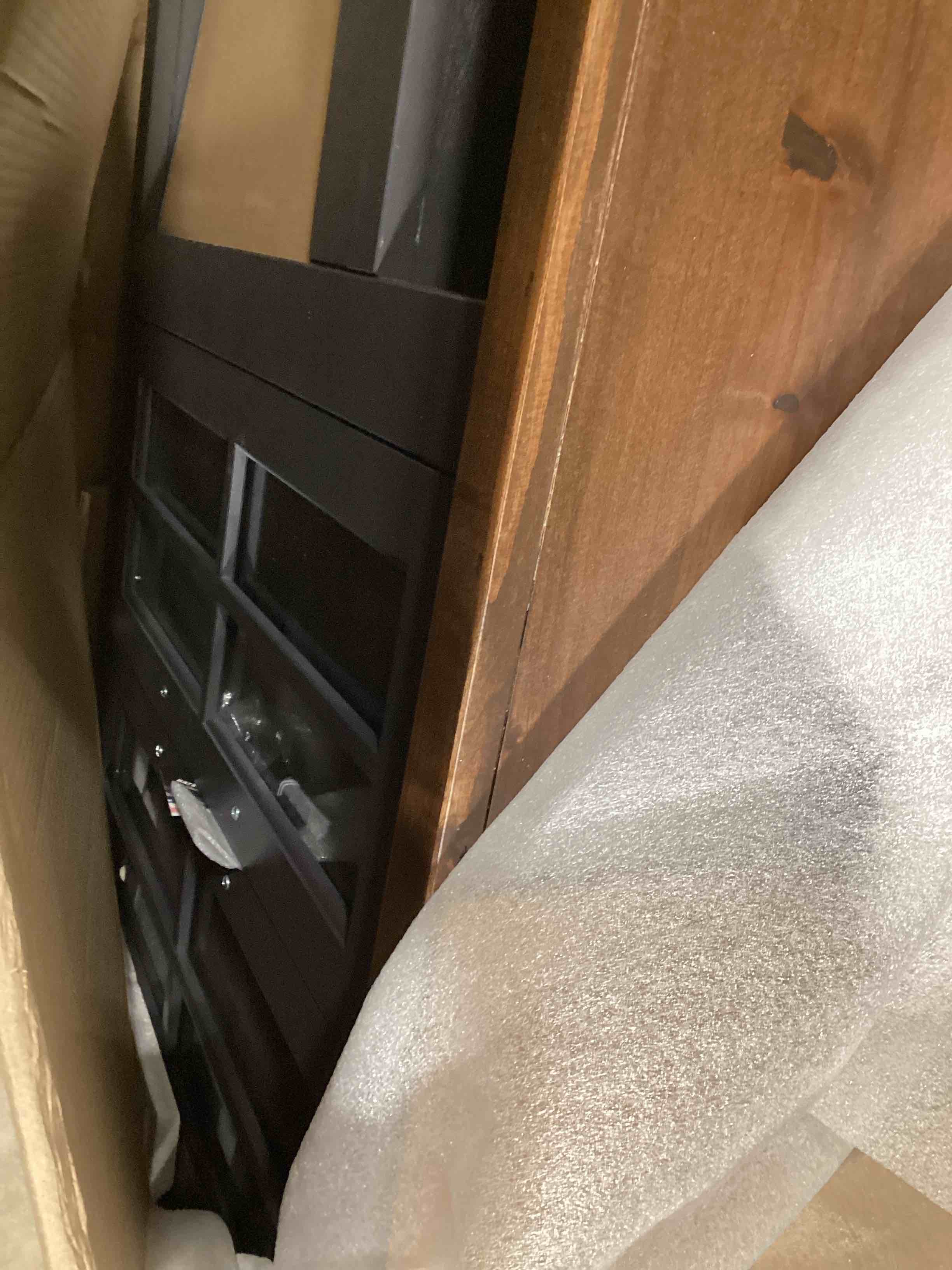 https://s3.amazonaws.com/lotting-images-prod/bidfta/ORG6826123_1726580218904.jpeg