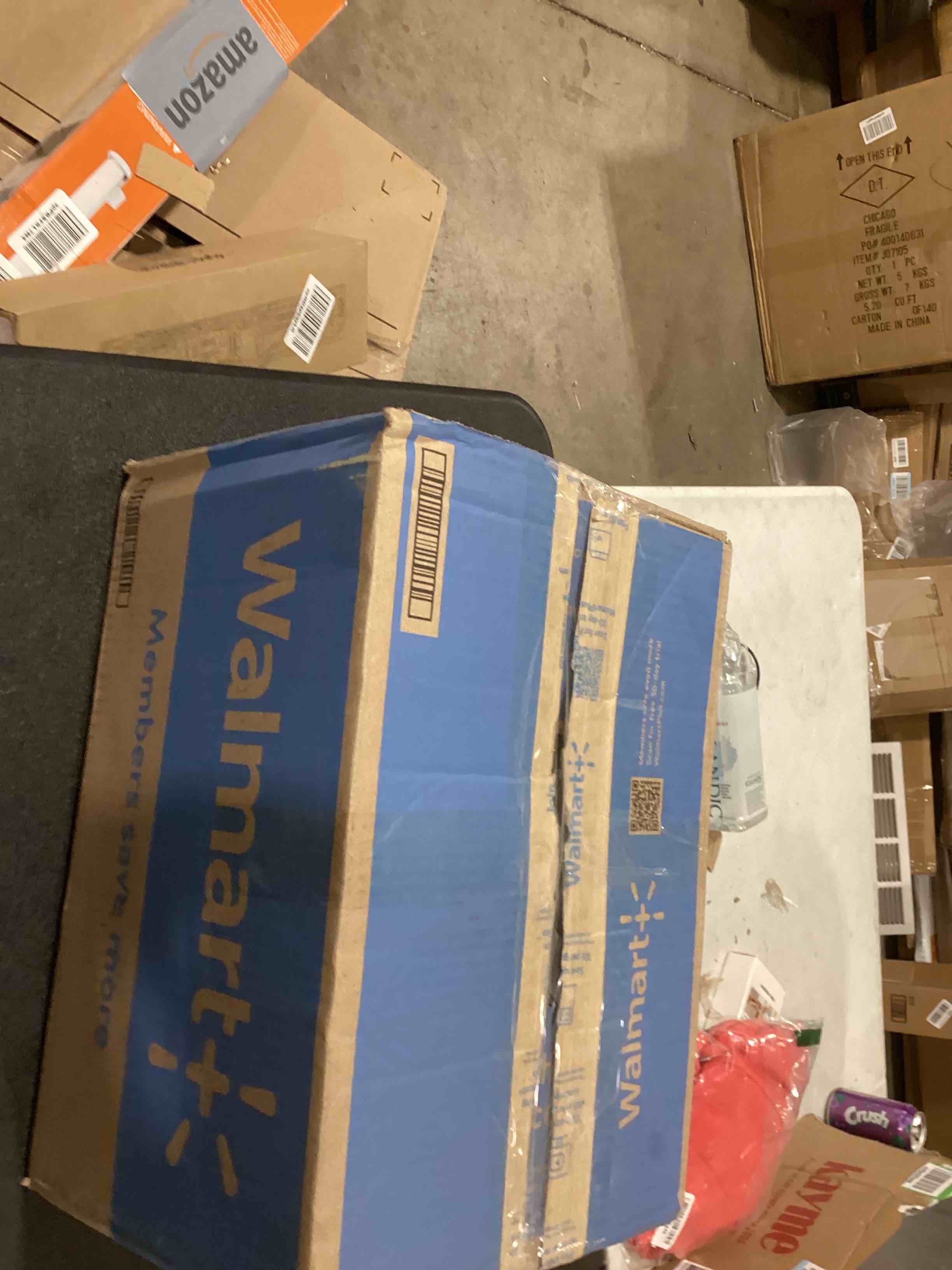 https://s3.amazonaws.com/lotting-images-prod/bidfta/ORG6826603_1727277917181.jpeg