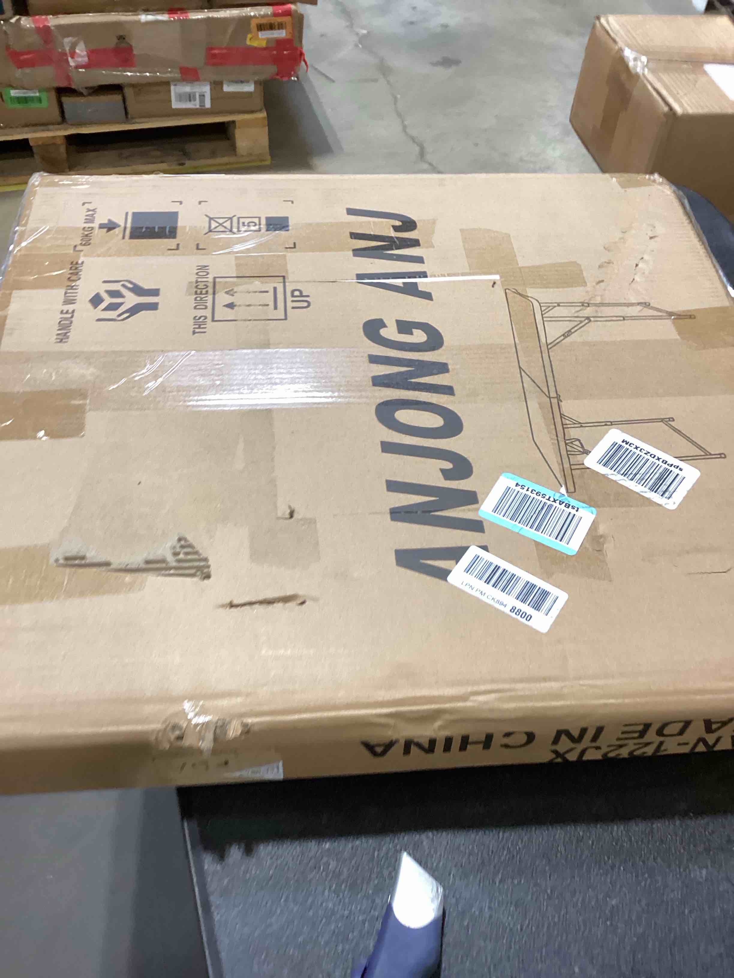 https://s3.amazonaws.com/lotting-images-prod/bidfta/ORG6826904_1727375929427.jpeg