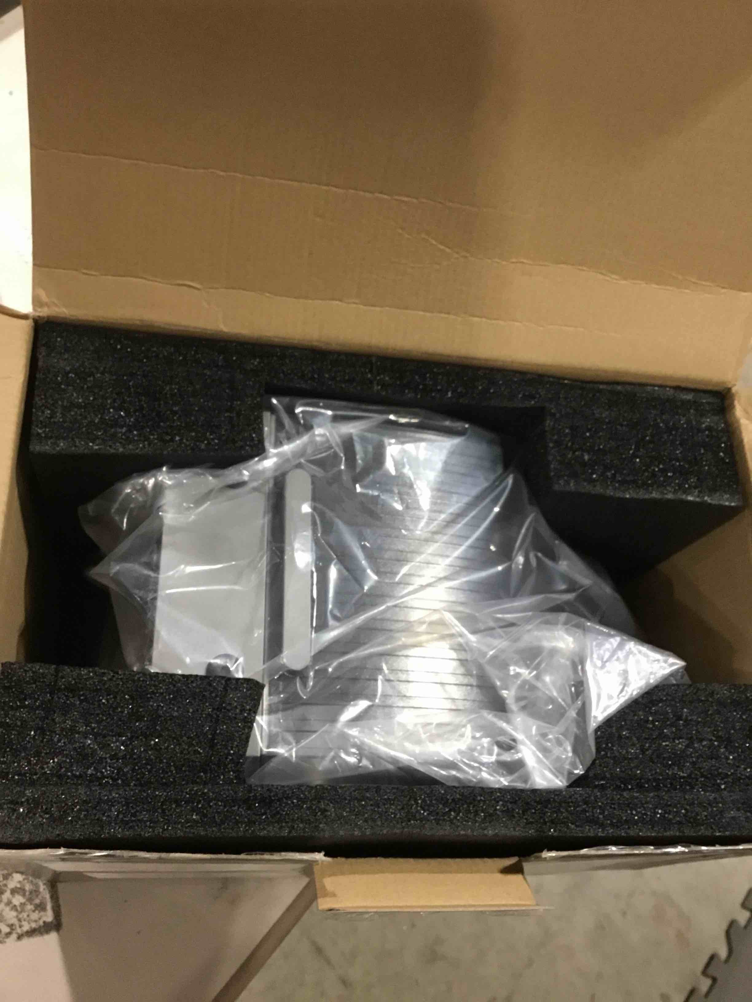 https://s3.amazonaws.com/lotting-images-prod/bidfta/ORG6828412_1727277515698.jpeg