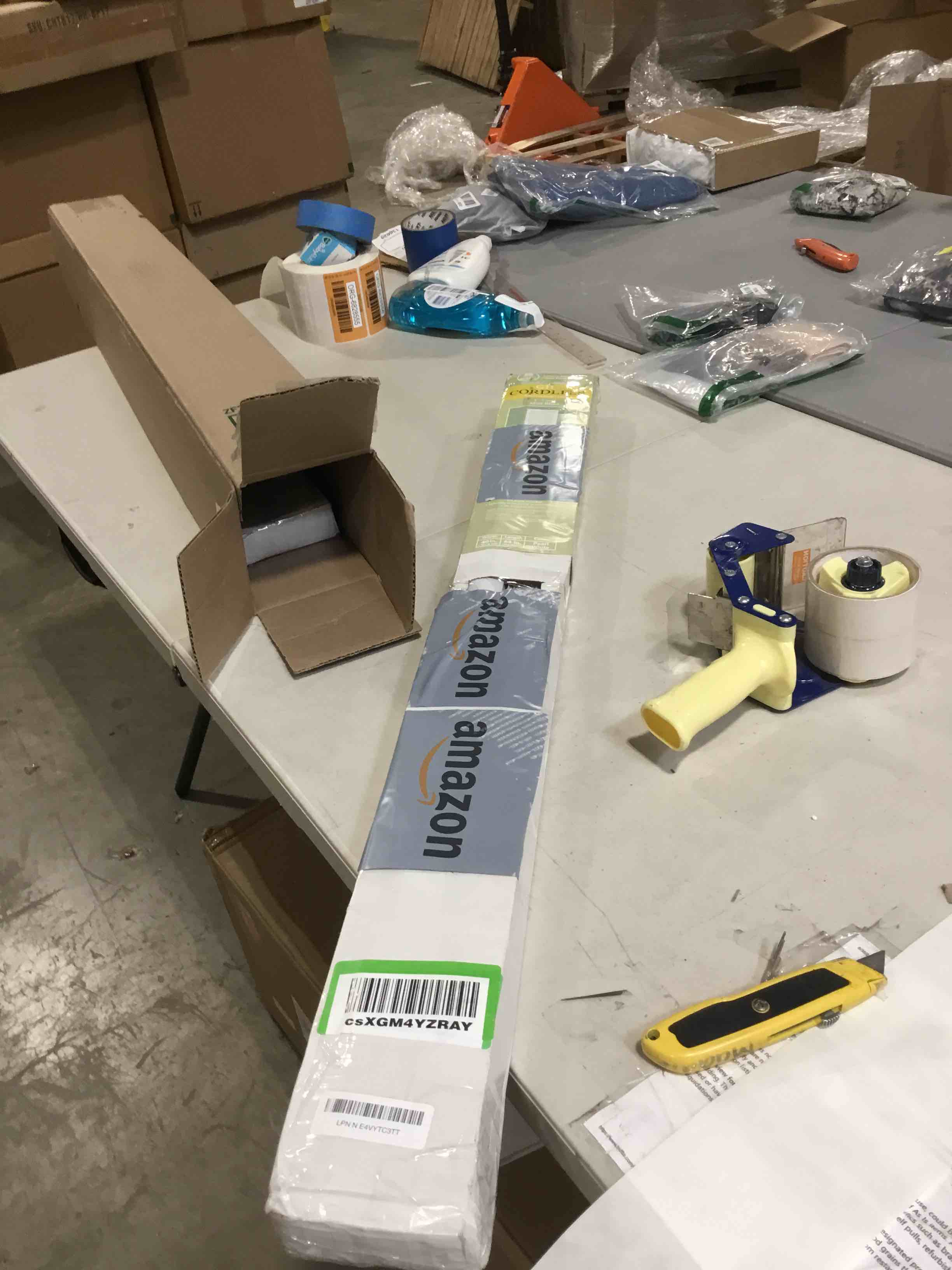 https://s3.amazonaws.com/lotting-images-prod/bidfta/ORG6828555_1726601308313.jpeg