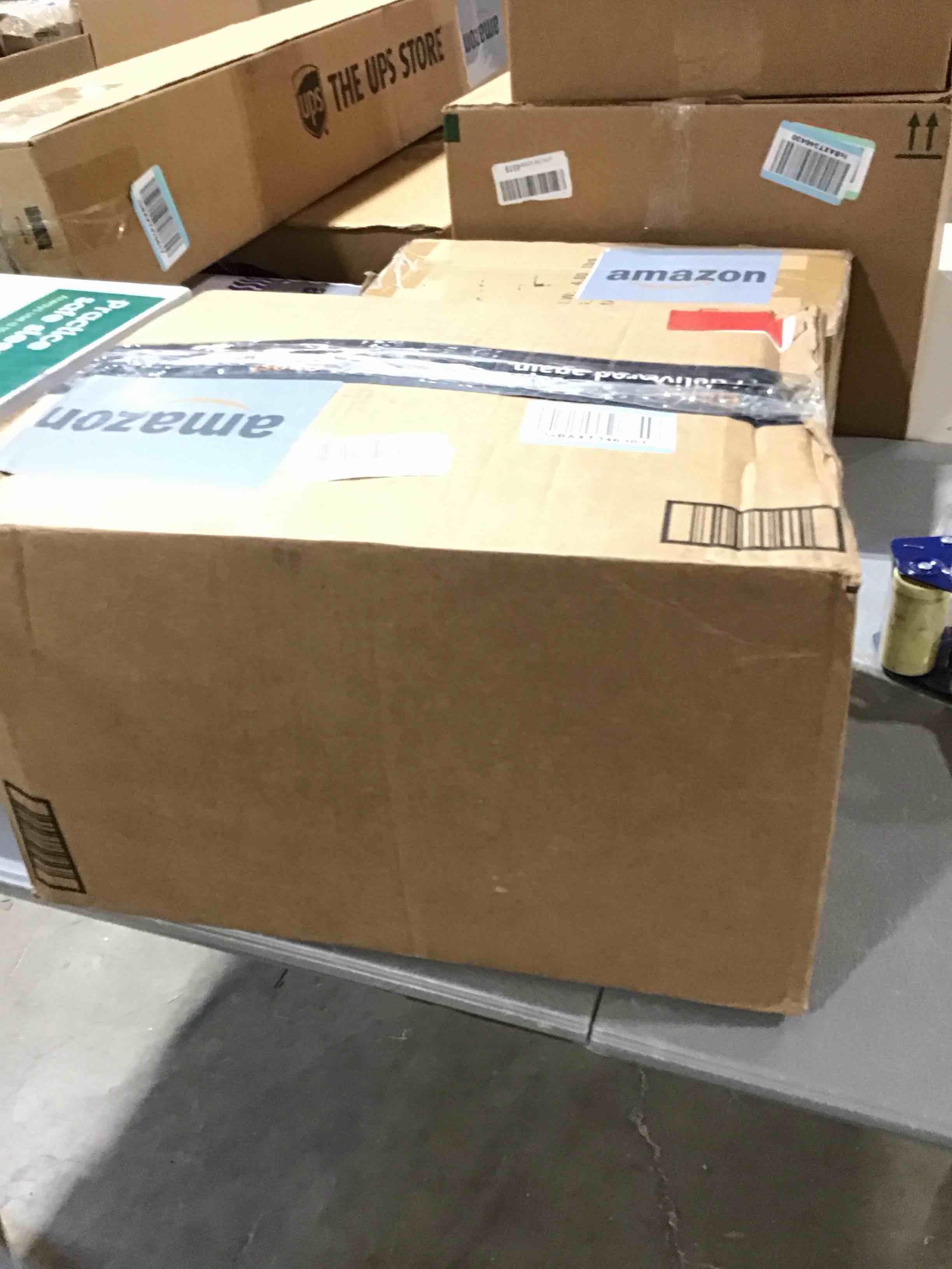 https://s3.amazonaws.com/lotting-images-prod/bidfta/ORG6829039_1726867700588.jpeg