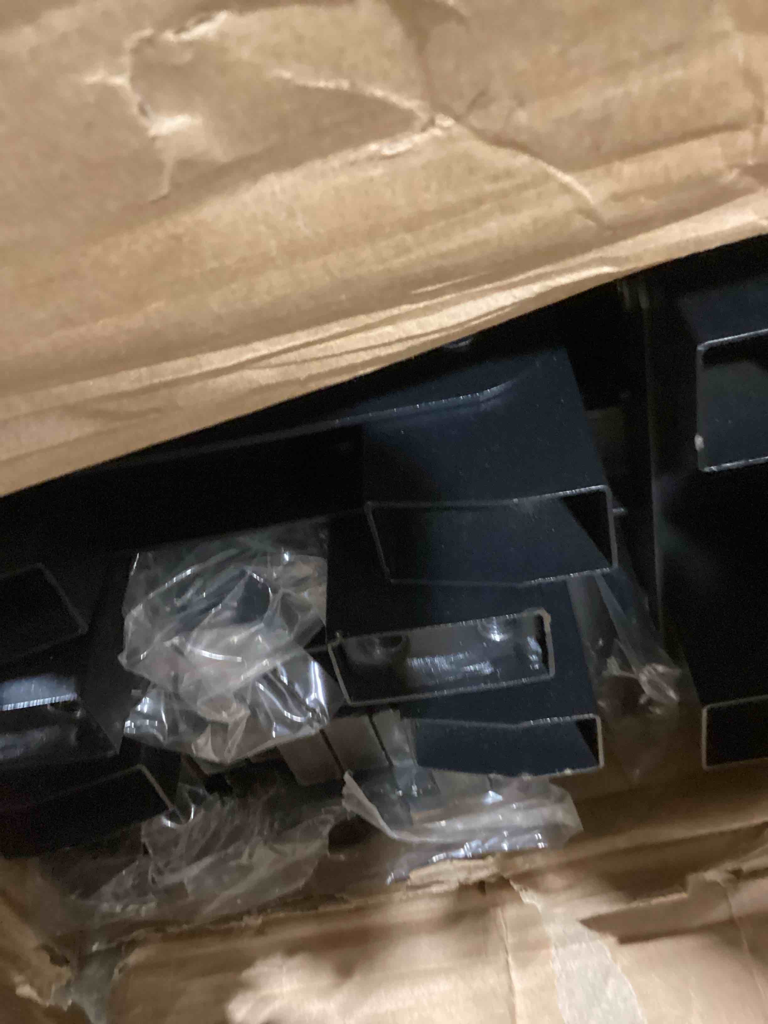 https://s3.amazonaws.com/lotting-images-prod/bidfta/ORG6829858_1727436942615.jpeg