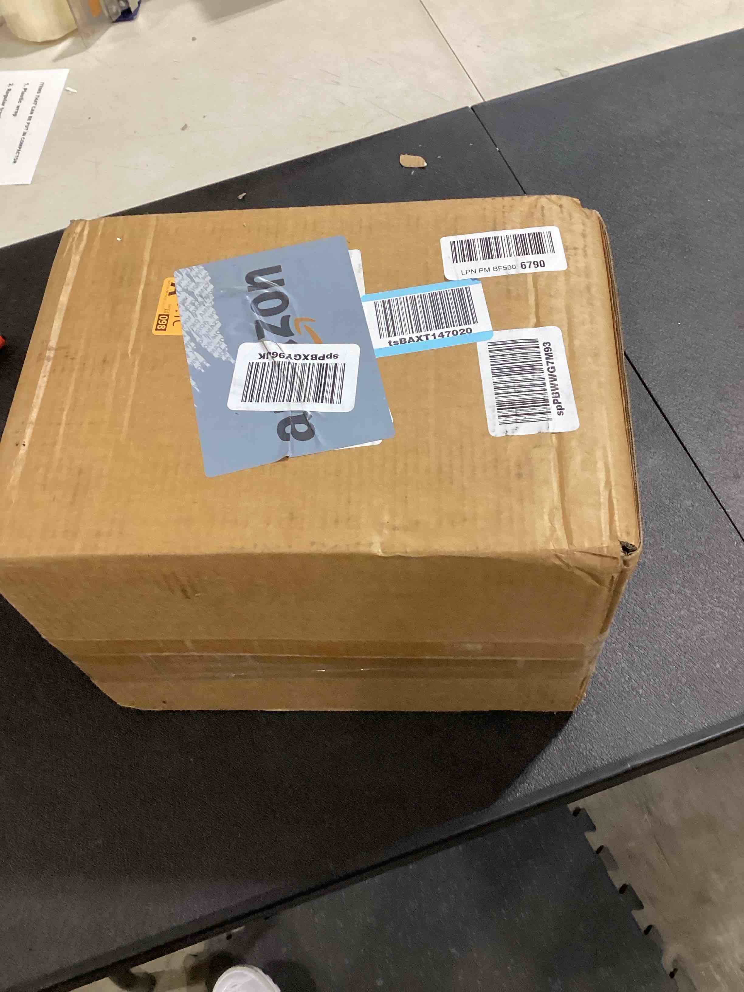 https://s3.amazonaws.com/lotting-images-prod/bidfta/ORG6830246_1727200154210.jpeg