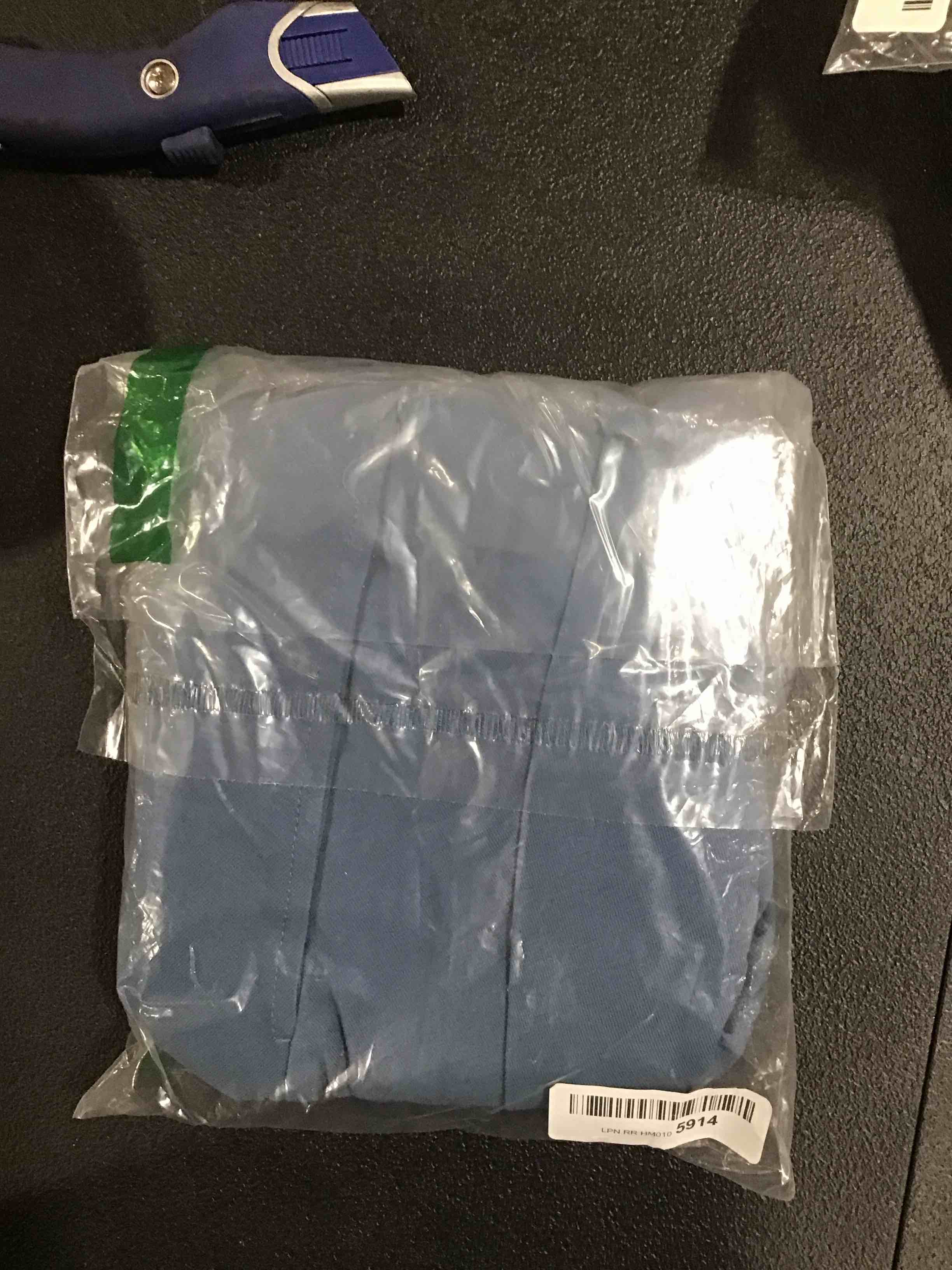 https://s3.amazonaws.com/lotting-images-prod/bidfta/ORG6830494_1727354202944.jpeg