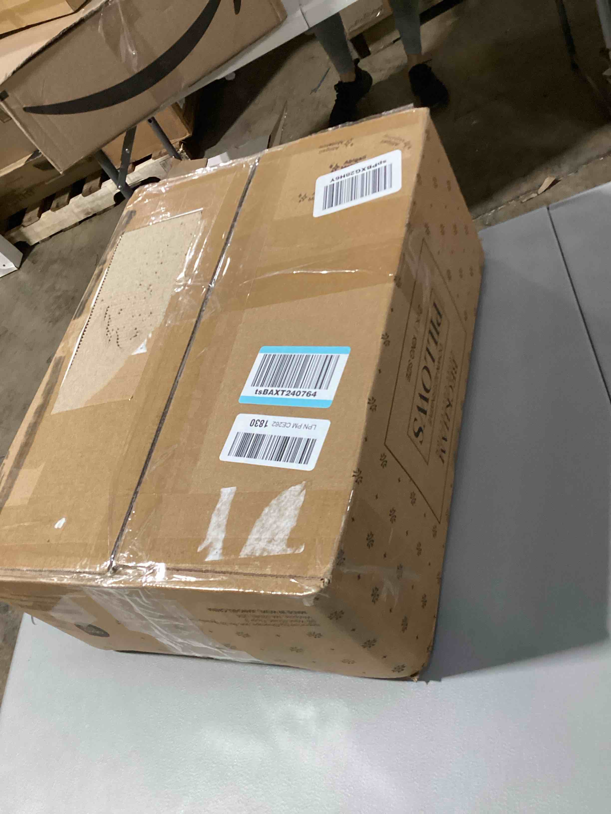 https://s3.amazonaws.com/lotting-images-prod/bidfta/ORG6831890_1727093733336.jpeg