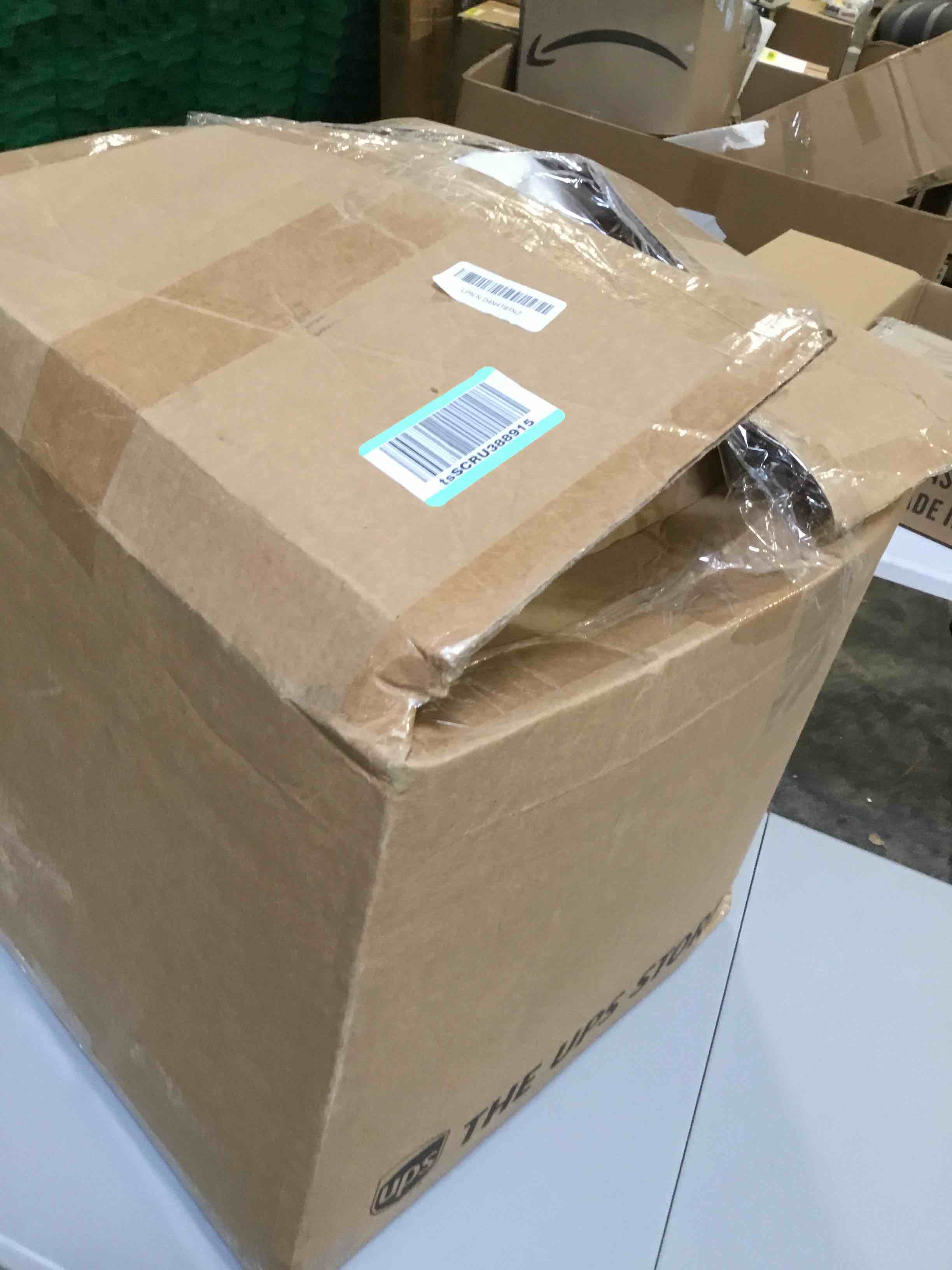https://s3.amazonaws.com/lotting-images-prod/bidfta/ORG6832270_1727363104583.jpeg