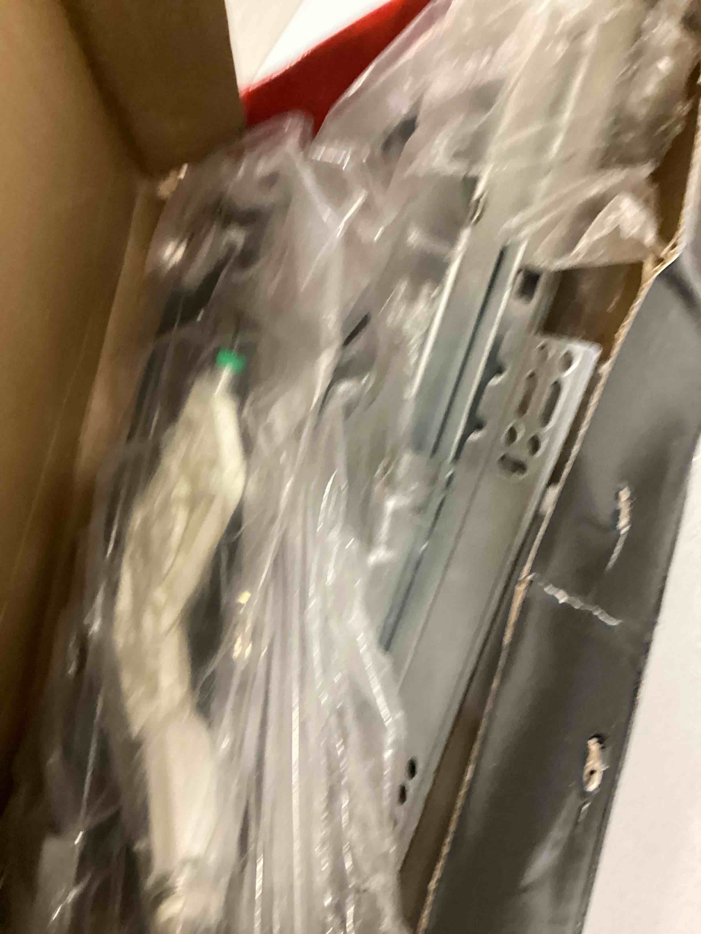 https://s3.amazonaws.com/lotting-images-prod/bidfta/ORG6833606_1727266544439.jpeg