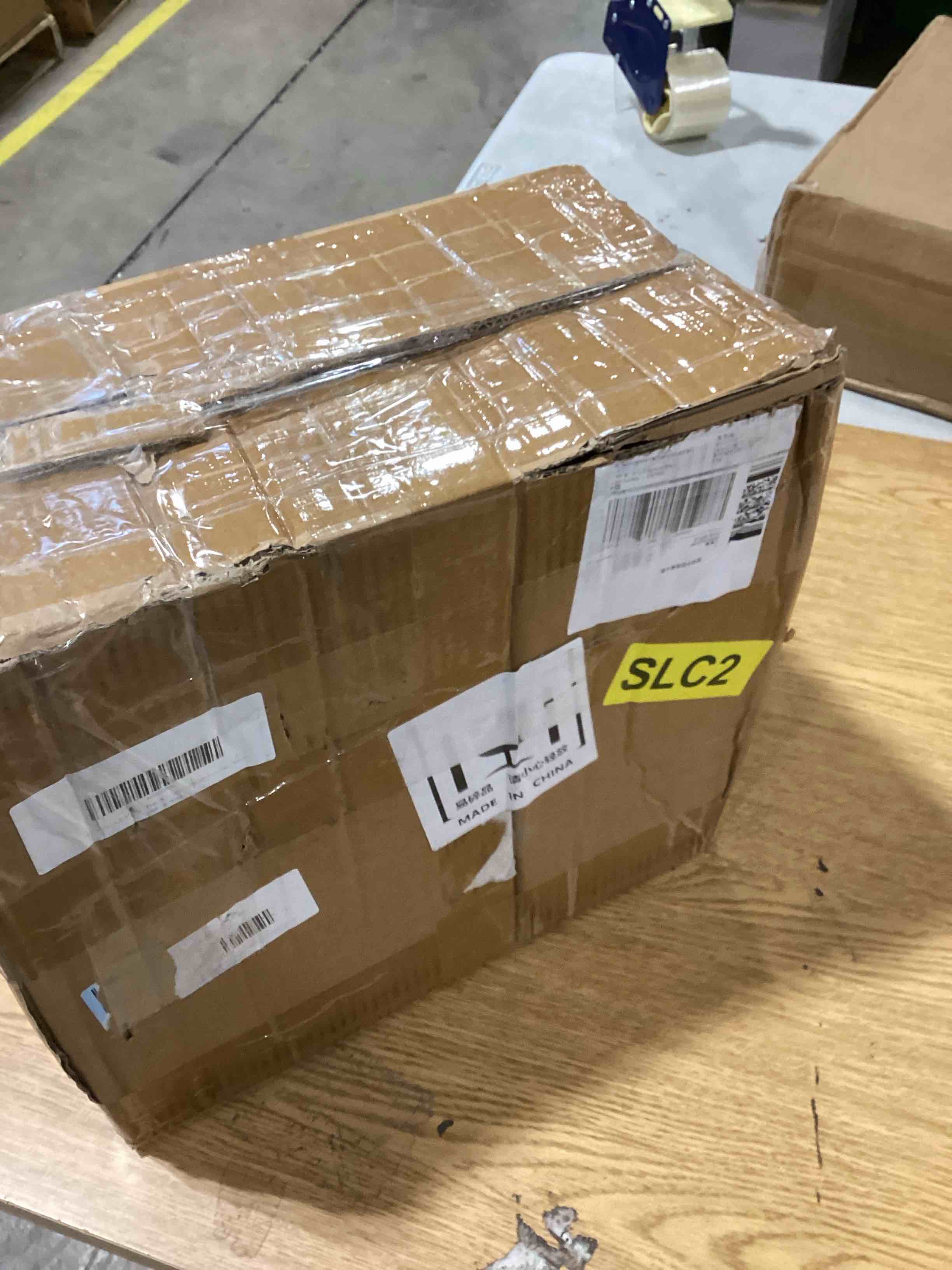 https://s3.amazonaws.com/lotting-images-prod/bidfta/ORG6834860_1727101937149.jpeg