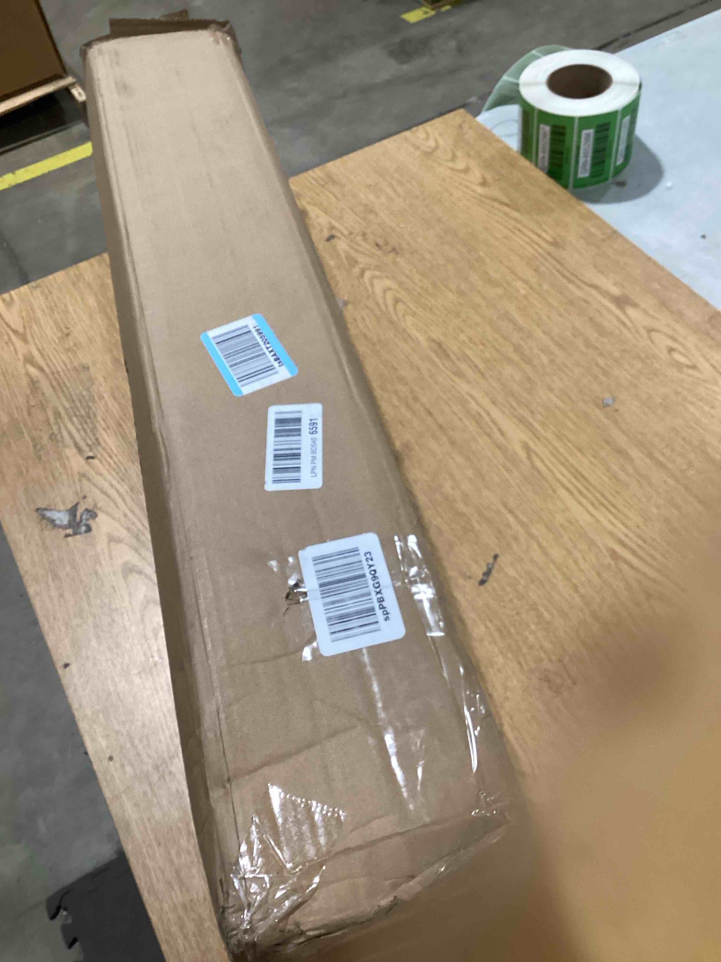 https://s3.amazonaws.com/lotting-images-prod/bidfta/ORG6835074_1727266789927.jpeg