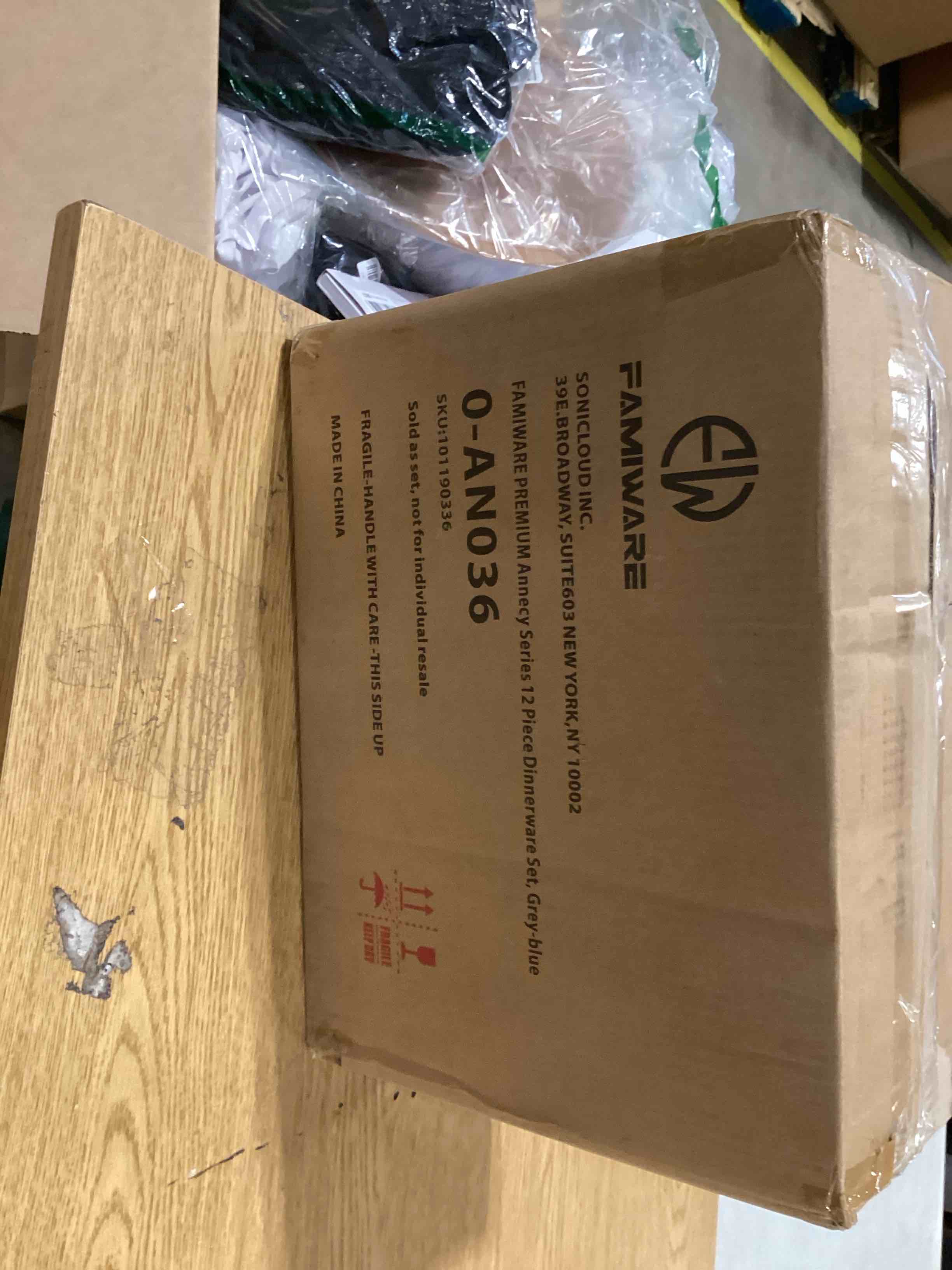 https://s3.amazonaws.com/lotting-images-prod/bidfta/ORG6835120_1727278324954.jpeg