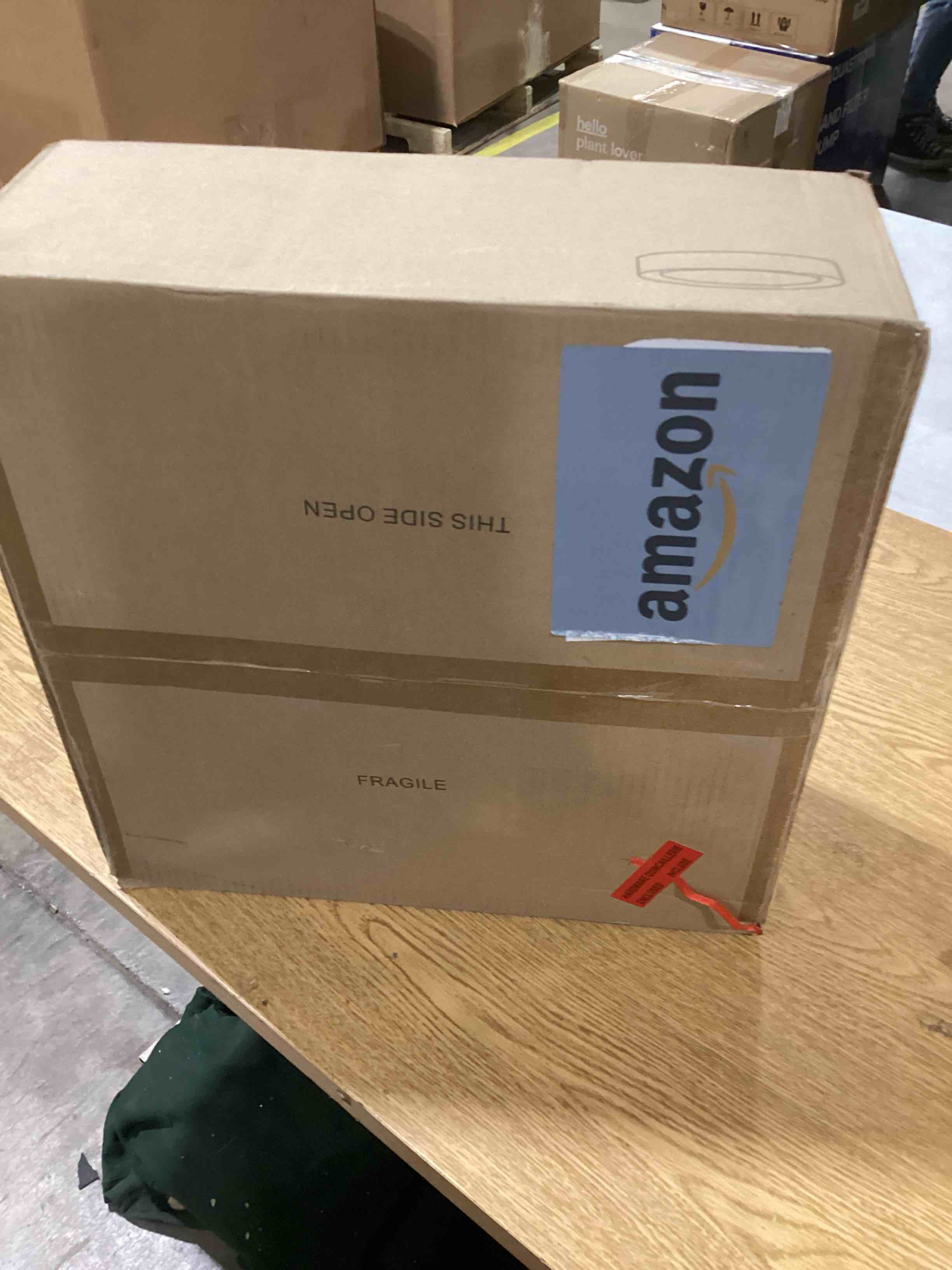 https://s3.amazonaws.com/lotting-images-prod/bidfta/ORG6835300_1727698723435.jpeg