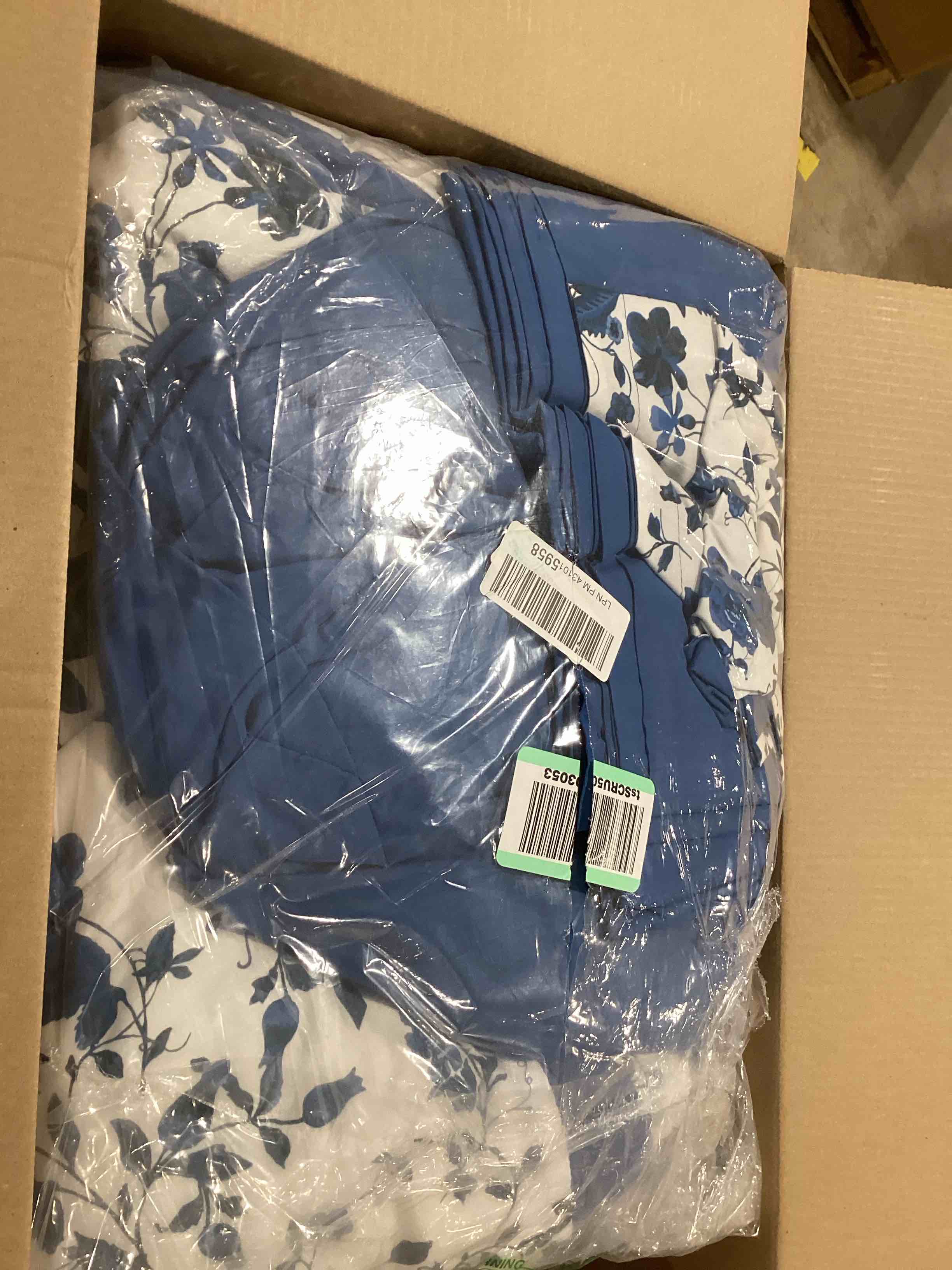https://s3.amazonaws.com/lotting-images-prod/bidfta/ORG6835623_1727952946991.jpeg