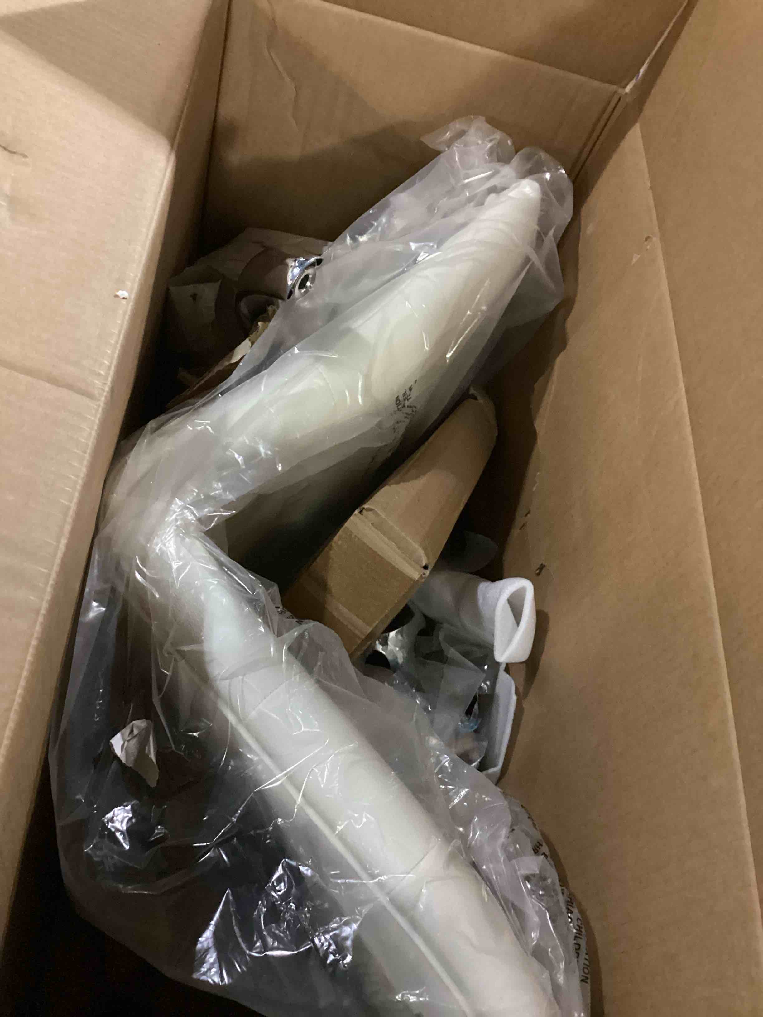 https://s3.amazonaws.com/lotting-images-prod/bidfta/ORG6836630_1735304313861.jpeg