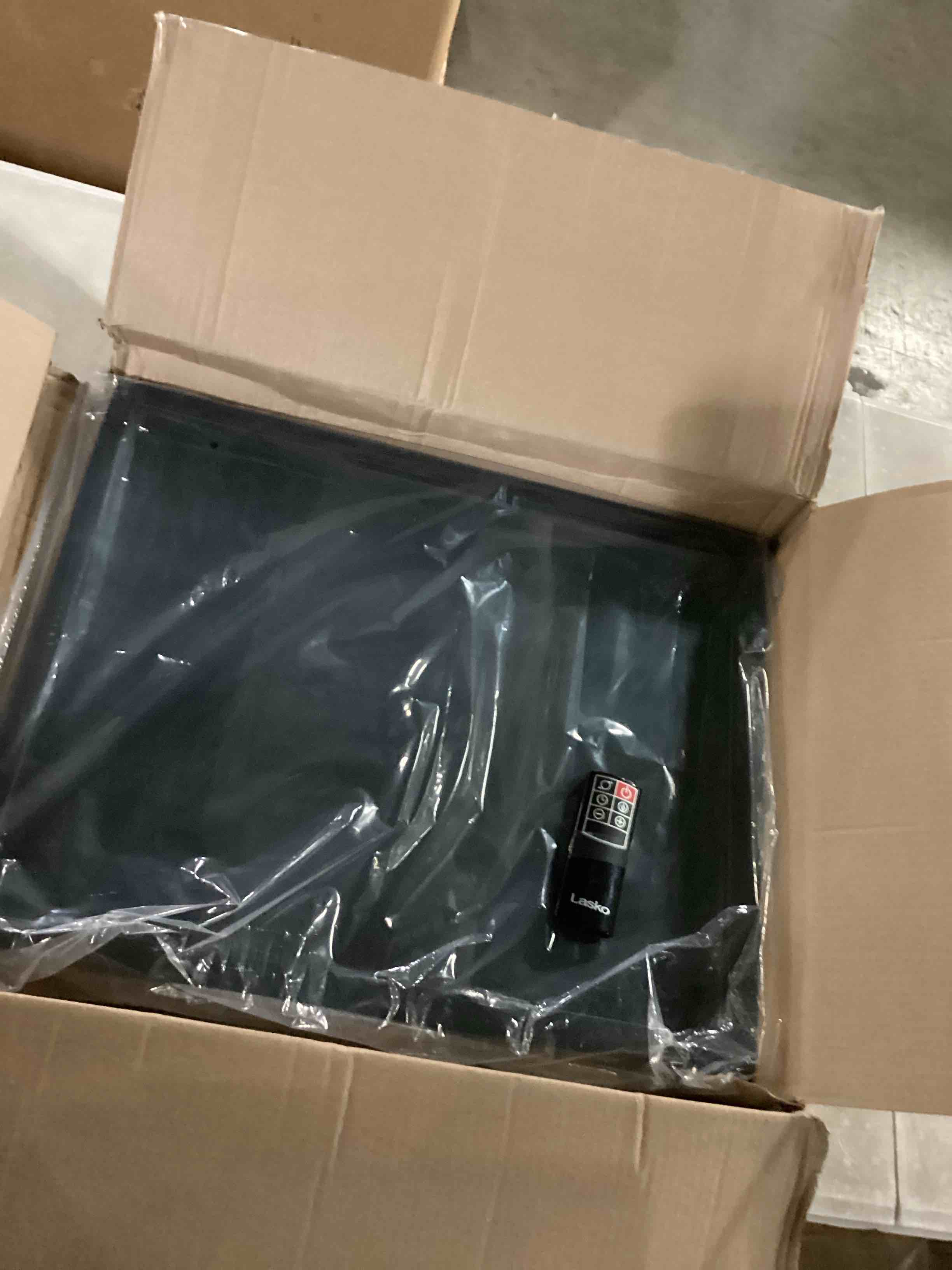 https://s3.amazonaws.com/lotting-images-prod/bidfta/ORG6836666_1735576848169.jpeg