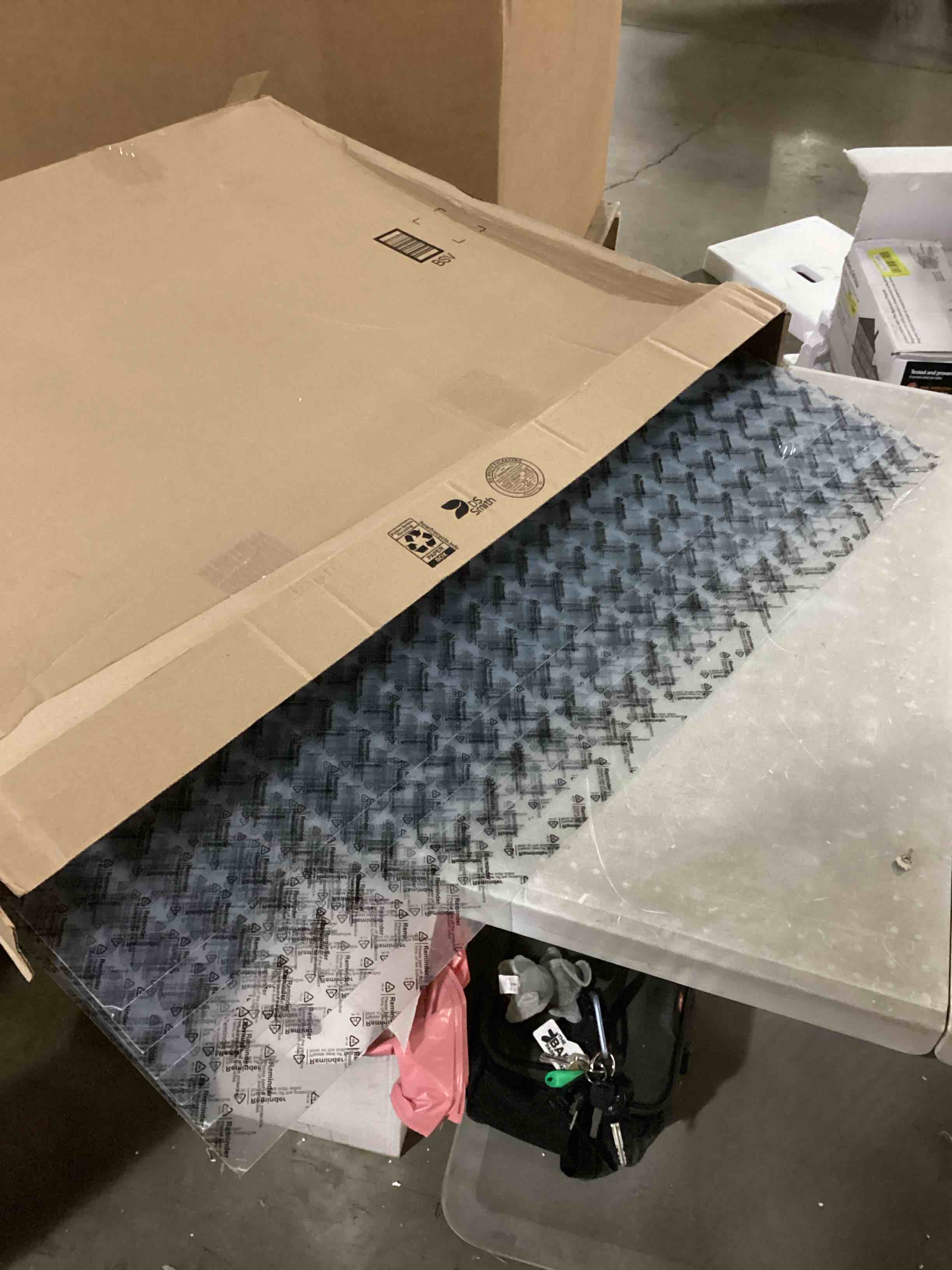 https://s3.amazonaws.com/lotting-images-prod/bidfta/ORG6837066_1736366595693.jpeg