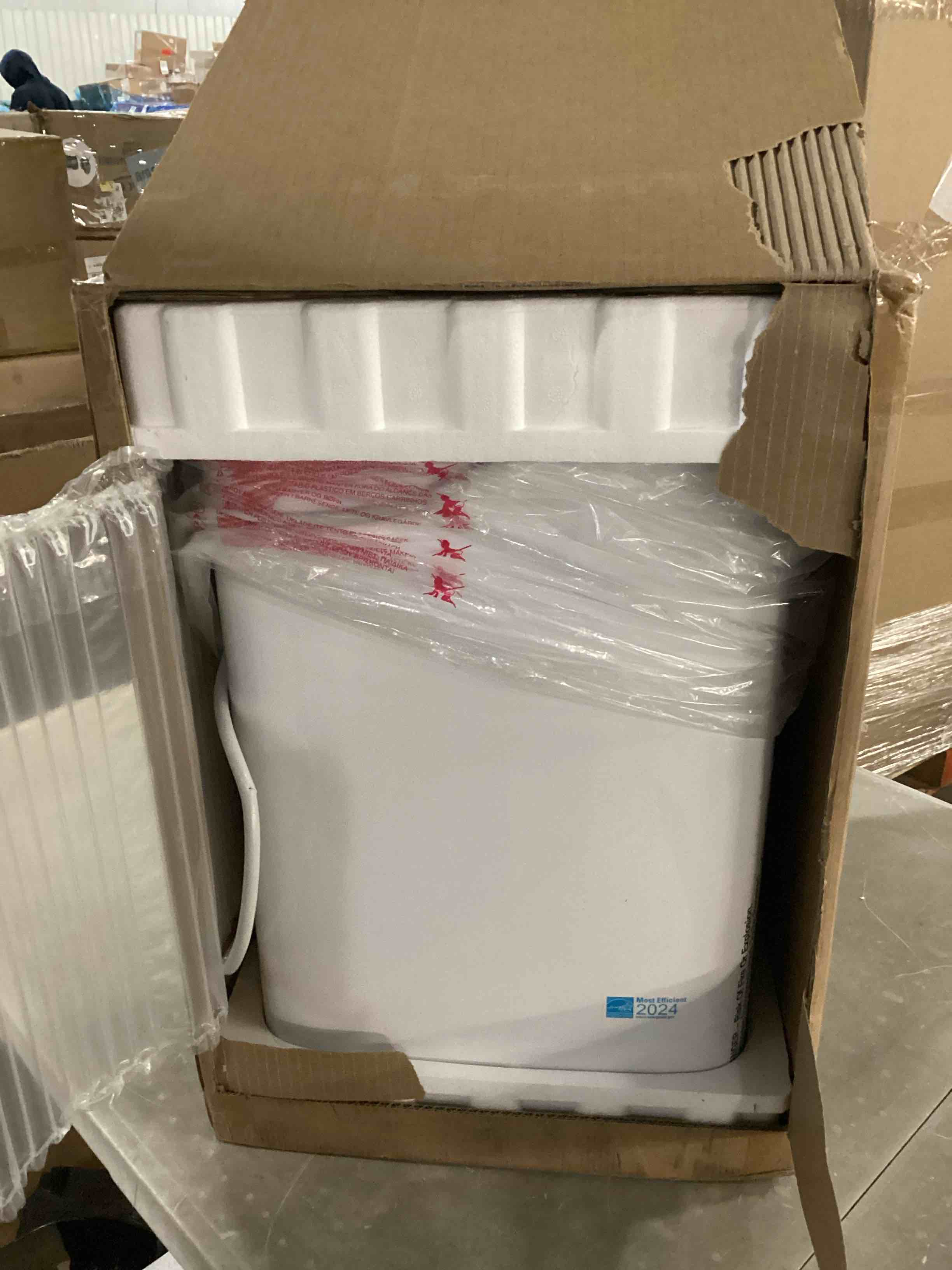 https://s3.amazonaws.com/lotting-images-prod/bidfta/ORG6837278_1736770898783.jpeg