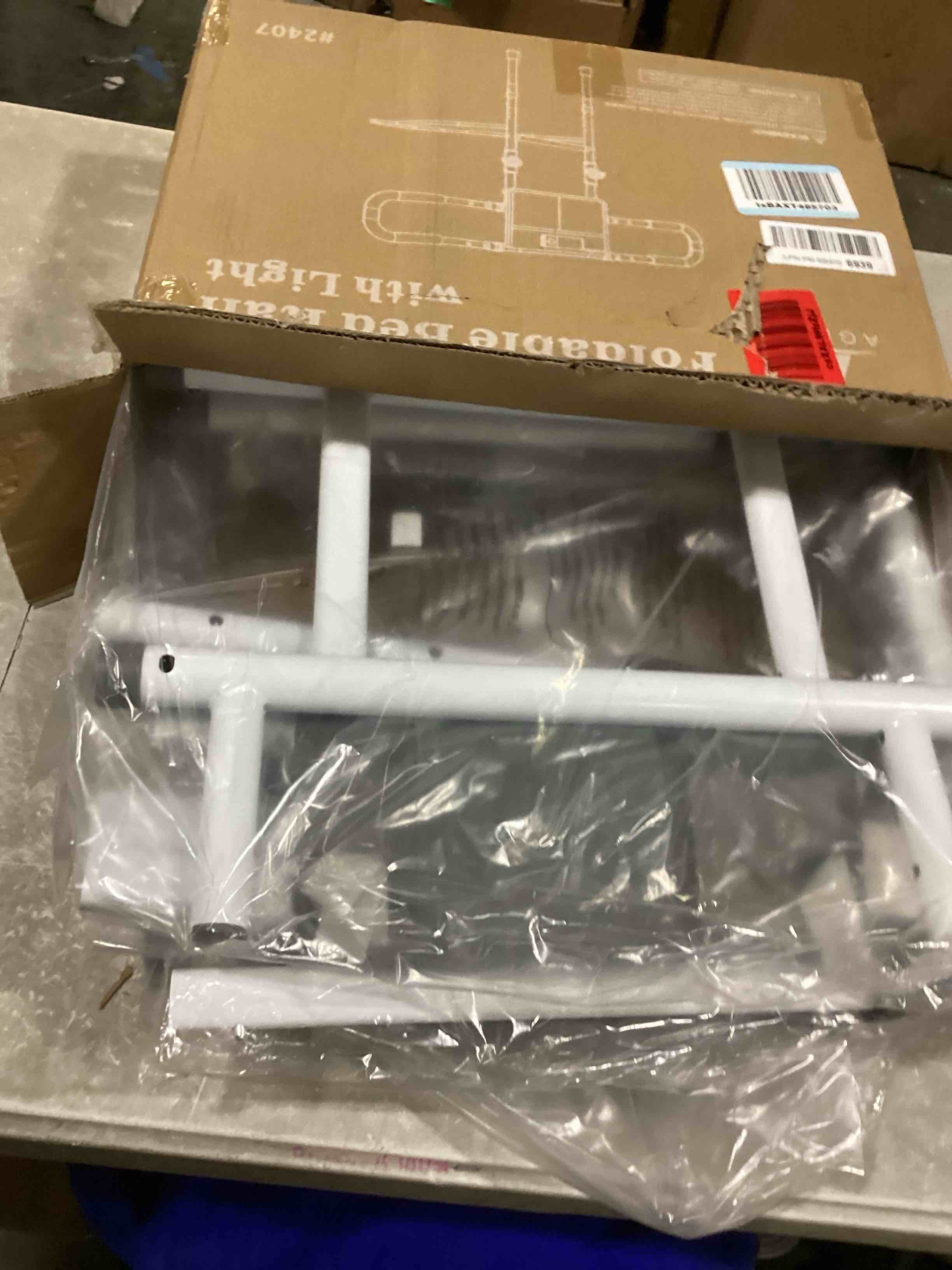 https://s3.amazonaws.com/lotting-images-prod/bidfta/ORG6837602_1733944819098.jpeg