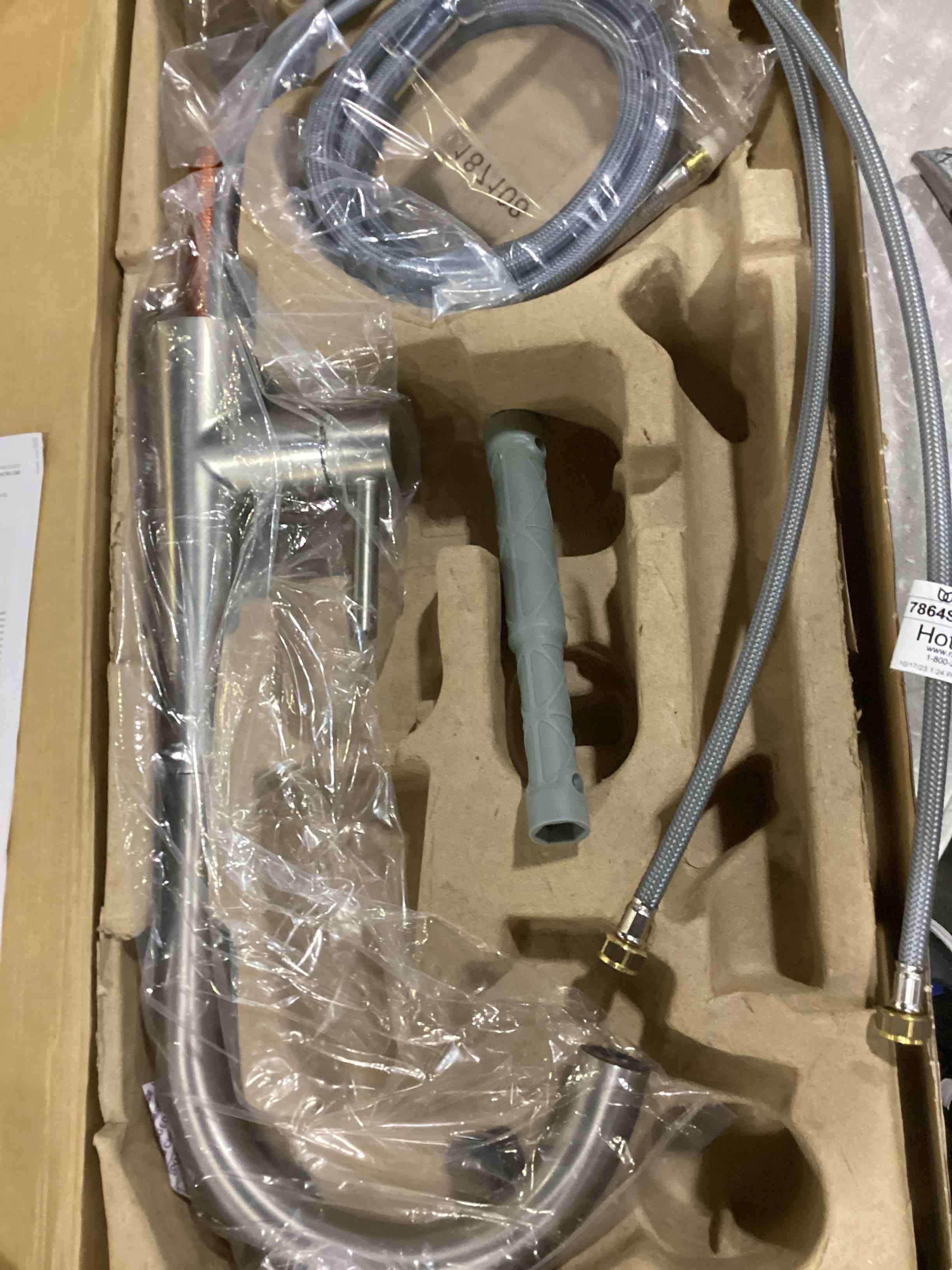 https://s3.amazonaws.com/lotting-images-prod/bidfta/ORG6837622_1733947935569.jpeg