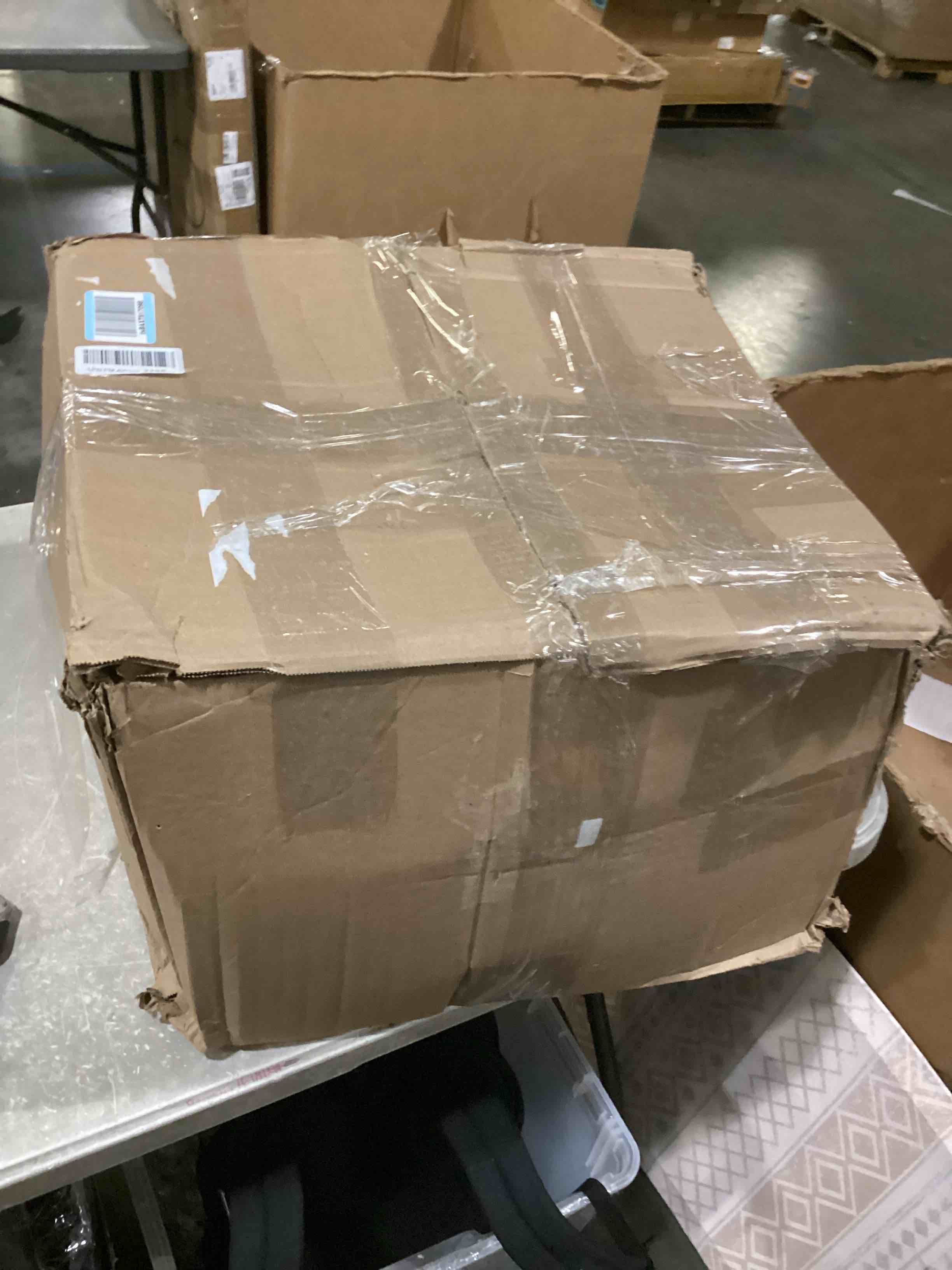 https://s3.amazonaws.com/lotting-images-prod/bidfta/ORG6837790_1734351564642.jpeg