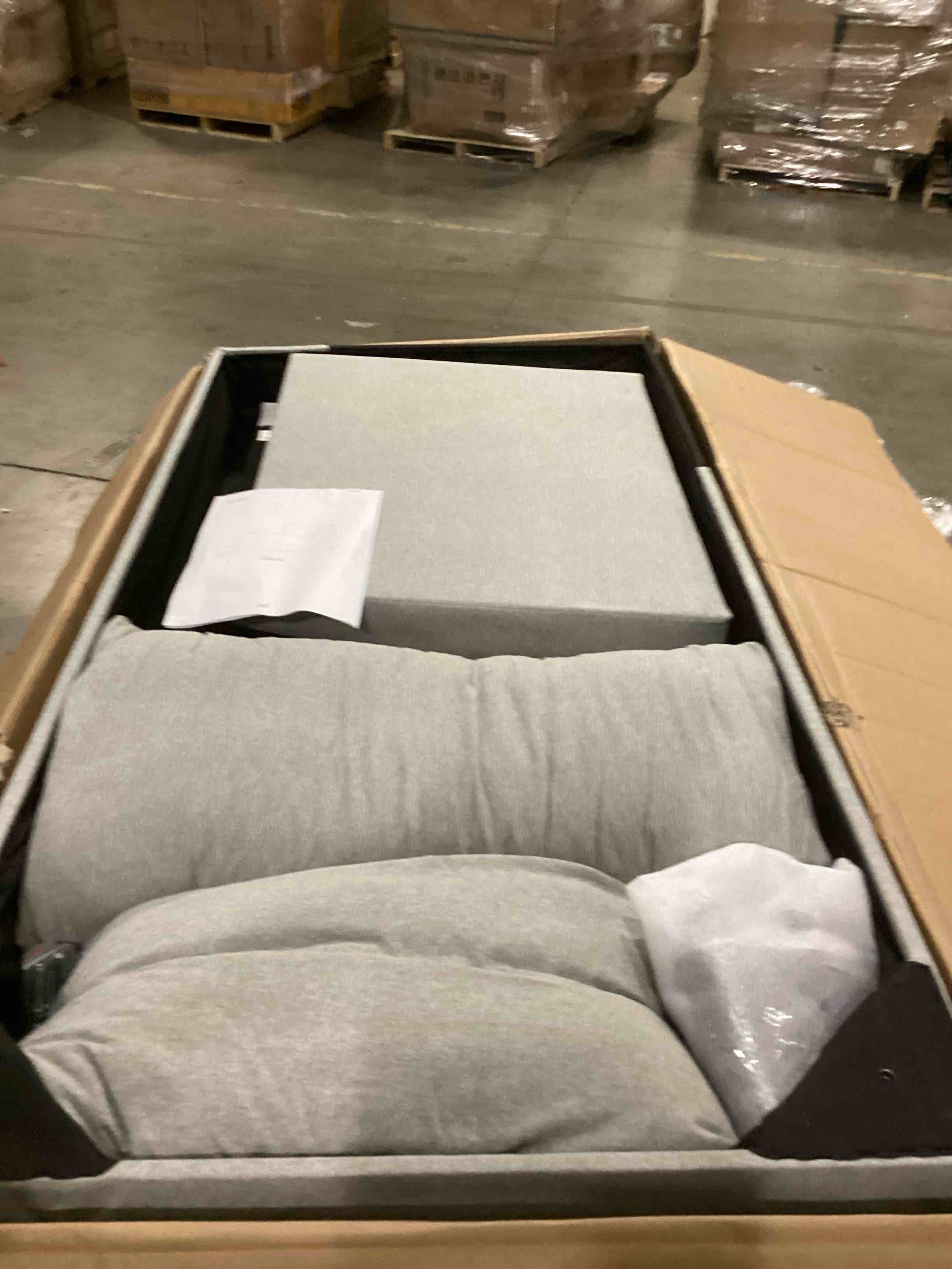 https://s3.amazonaws.com/lotting-images-prod/bidfta/ORG6837891_1734379246575.jpeg