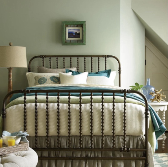 ((INCOMPLETE ONLY HEADBOARD ))THE GUEST ROOM QUEEN BED