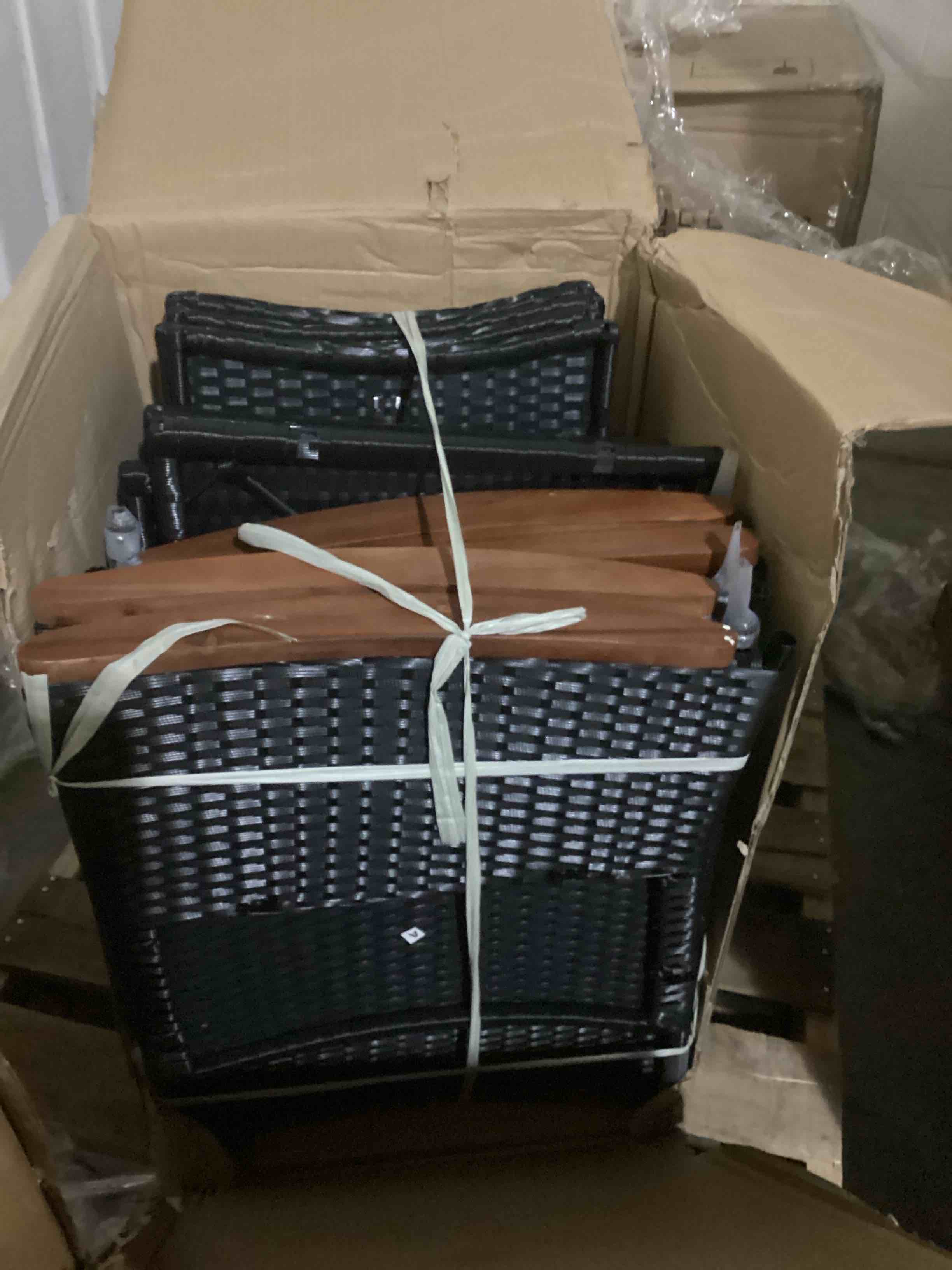 https://s3.amazonaws.com/lotting-images-prod/bidfta/ORG6838145_1734976486749.jpeg