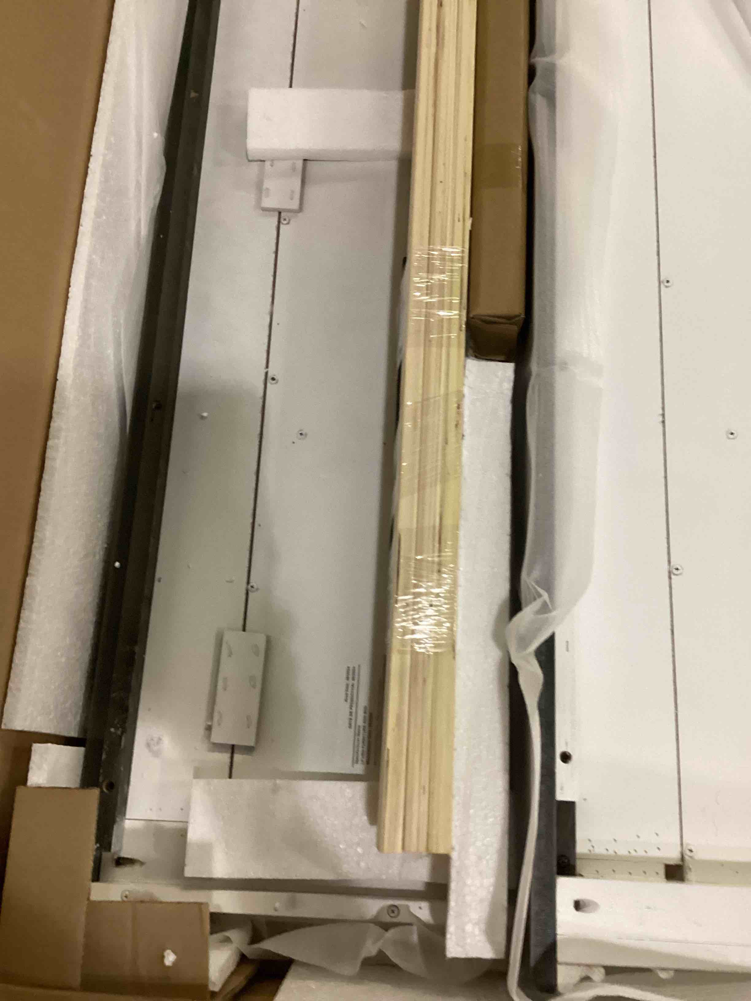 https://s3.amazonaws.com/lotting-images-prod/bidfta/ORG6838446_1735823604480.jpeg