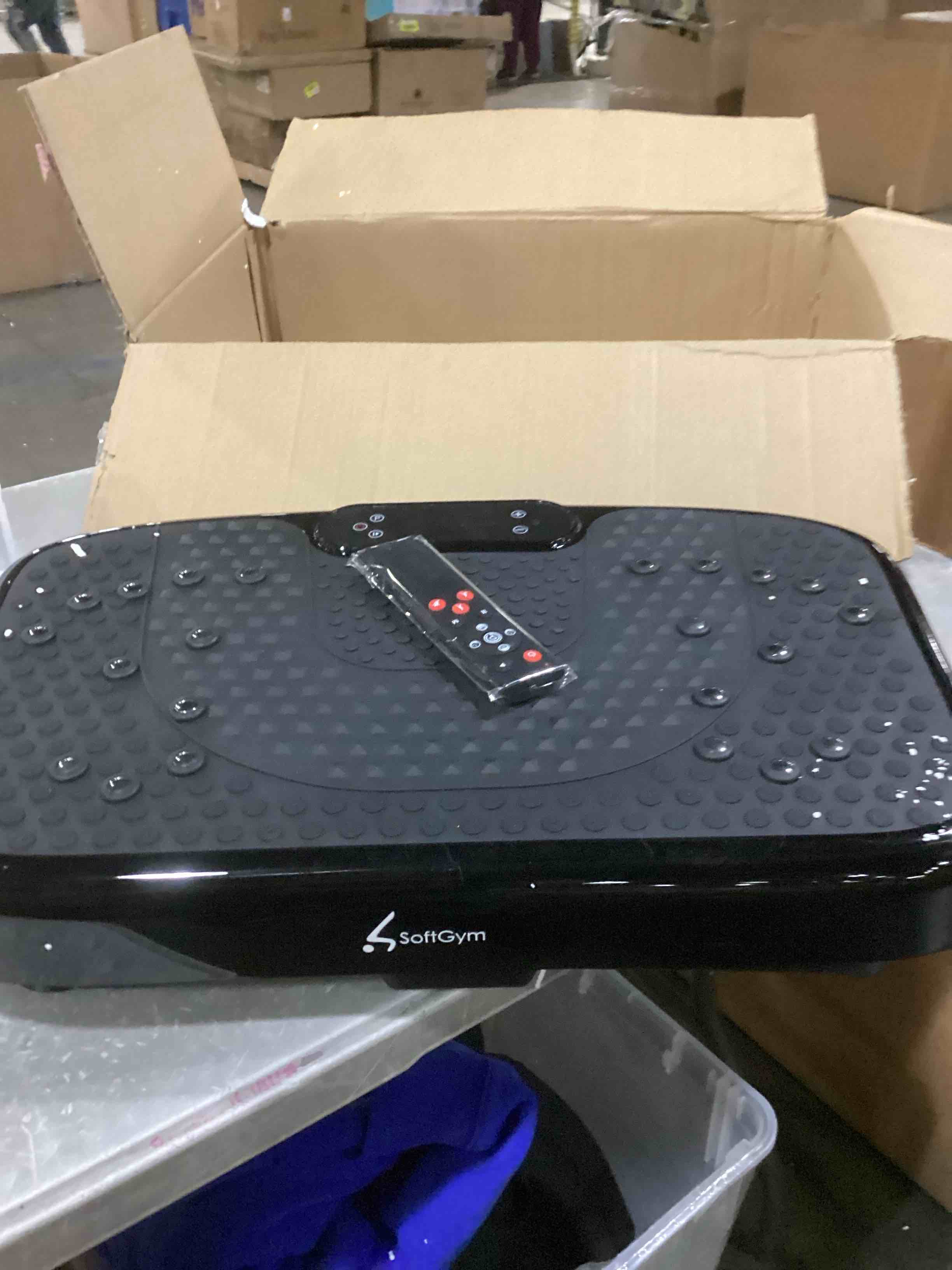 https://s3.amazonaws.com/lotting-images-prod/bidfta/ORG6838605_1736347749803.jpeg