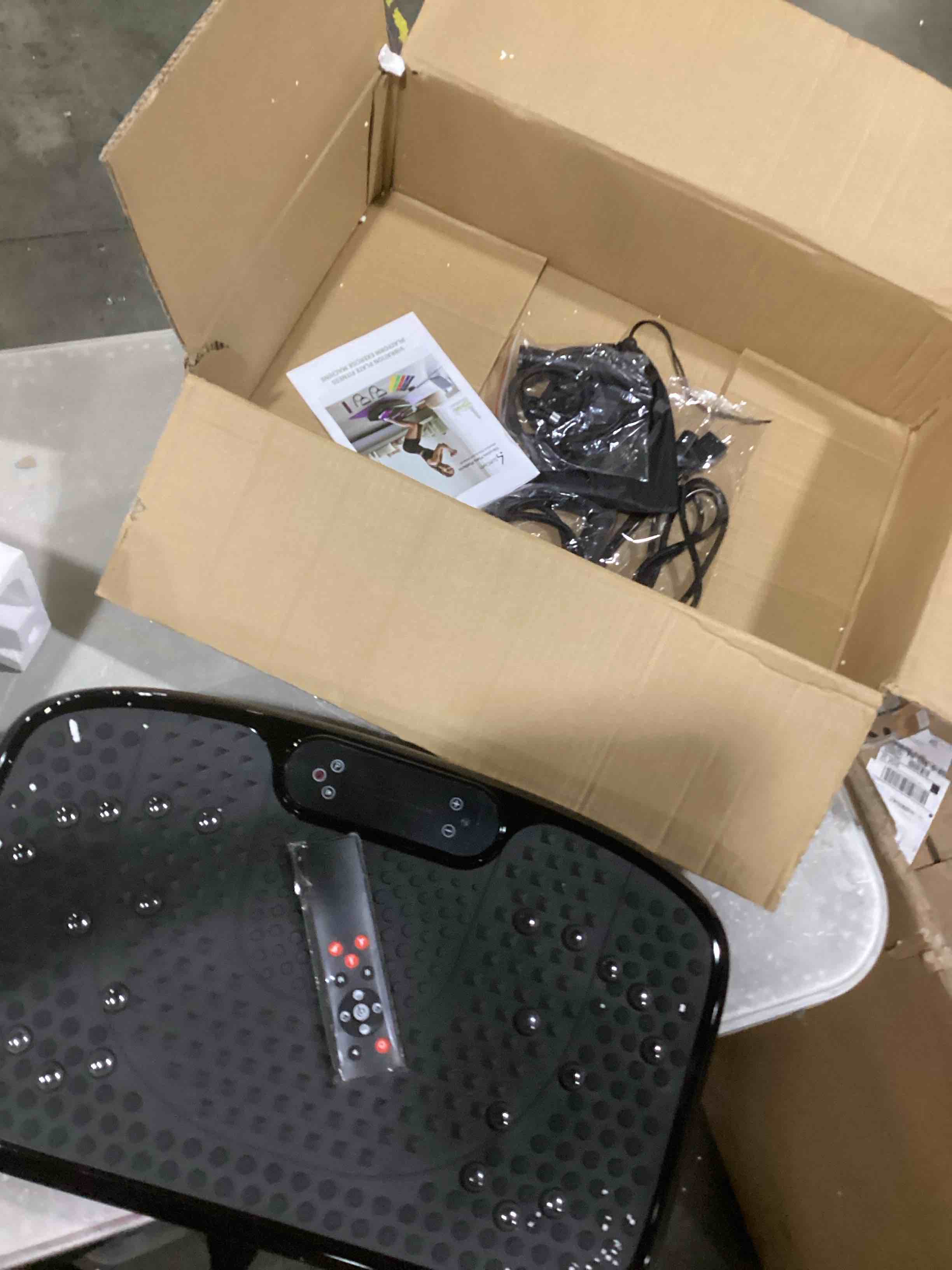 https://s3.amazonaws.com/lotting-images-prod/bidfta/ORG6838605_1736347753560.jpeg