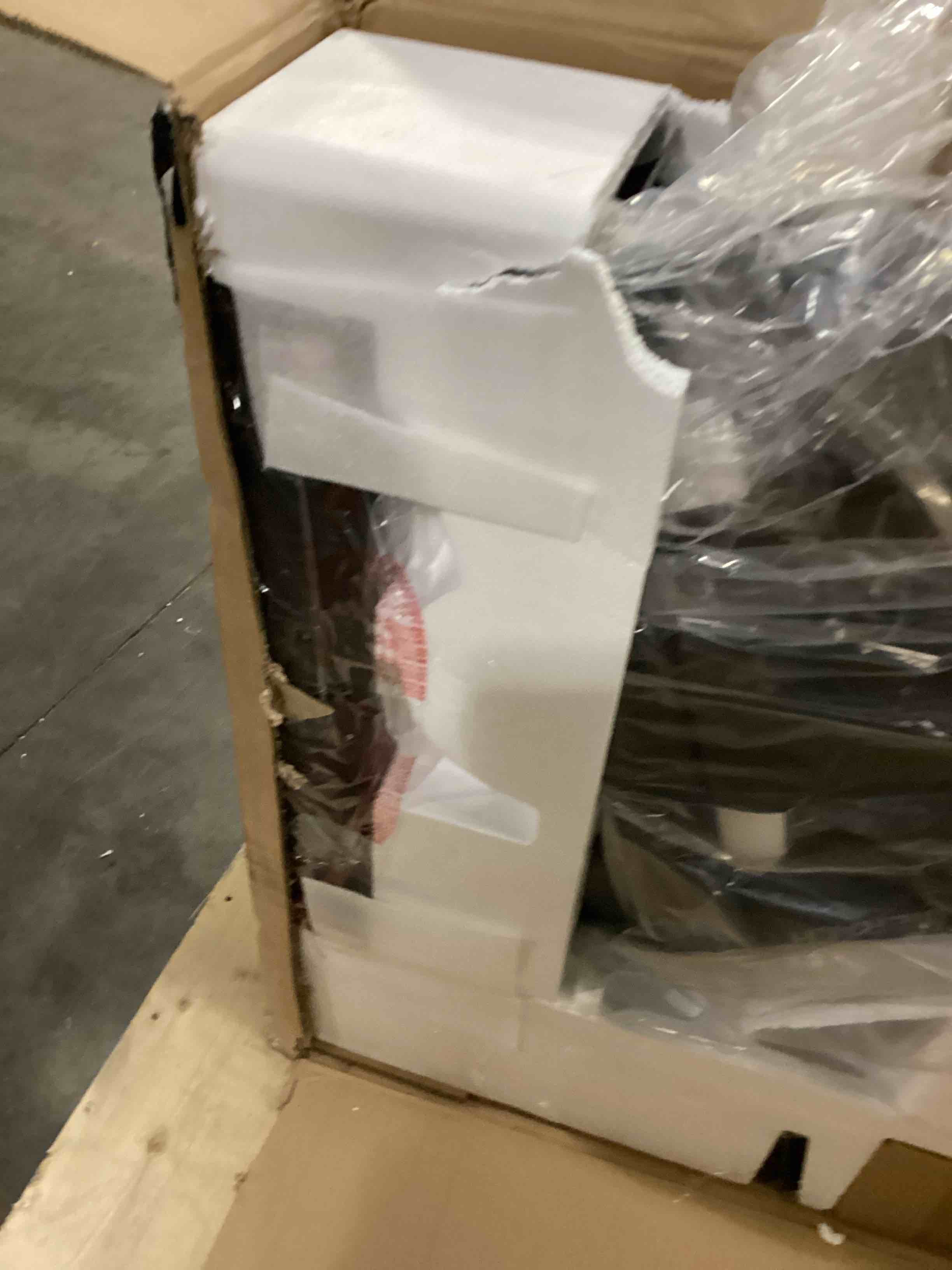 https://s3.amazonaws.com/lotting-images-prod/bidfta/ORG6838814_1736771876171.jpeg